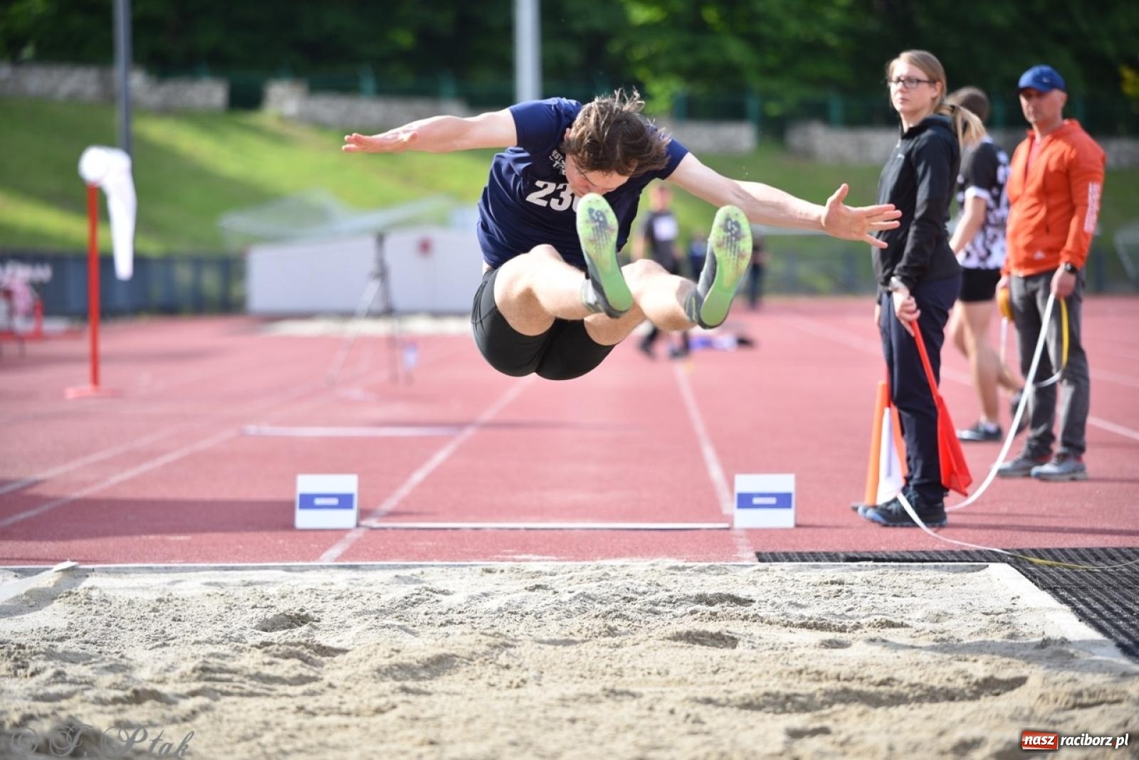 Zdjęcie w galerii na portalu naszraciborz.pl: Mistrzostwa województwa śląskiego w lekkoatletyce w Raciborzu U18, U20 i seniorzy wiadomości z regionu