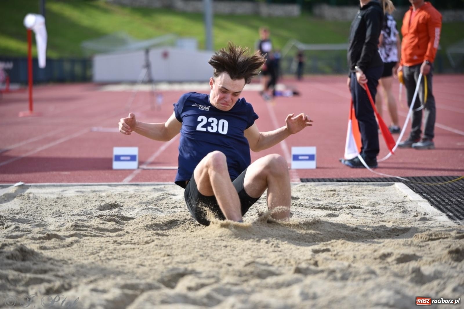Zdjęcie w galerii na portalu naszraciborz.pl: Mistrzostwa województwa śląskiego w lekkoatletyce w Raciborzu U18, U20 i seniorzy wiadomości z regionu