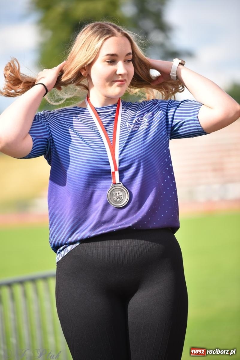 Zdjęcie w galerii na portalu naszraciborz.pl: Mistrzostwa województwa śląskiego w lekkoatletyce w Raciborzu U18, U20 i seniorzy wiadomości z regionu