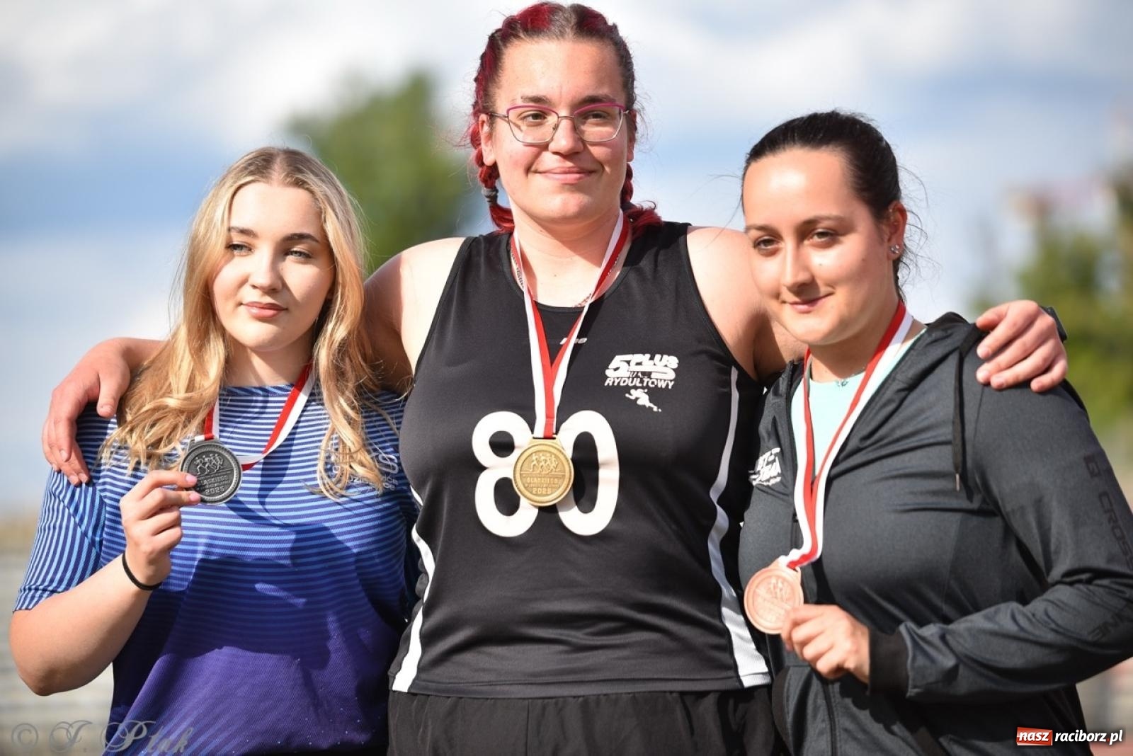 Zdjęcie w galerii na portalu naszraciborz.pl: Mistrzostwa województwa śląskiego w lekkoatletyce w Raciborzu U18, U20 i seniorzy wiadomości z regionu