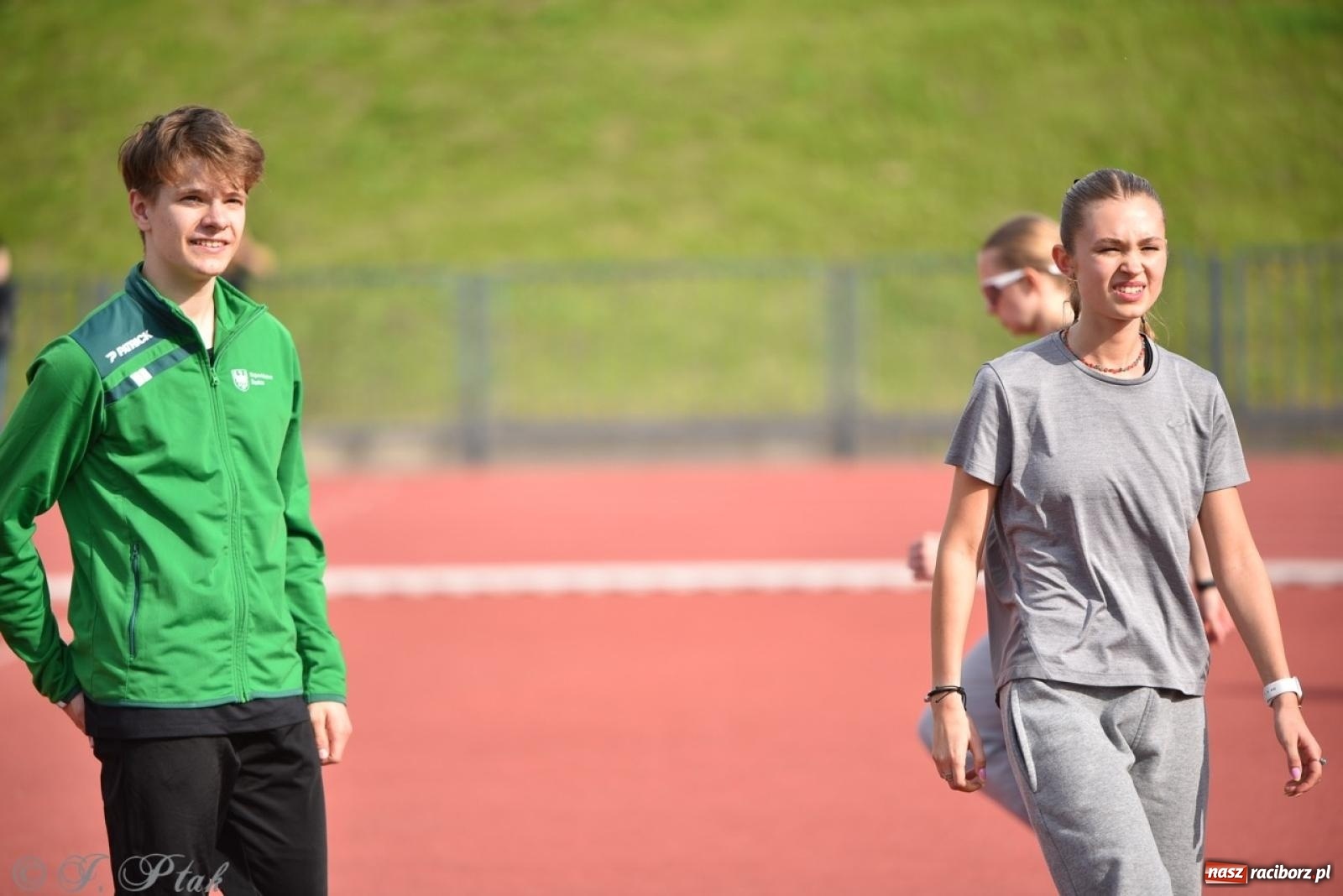 Zdjęcie w galerii na portalu naszraciborz.pl: Mistrzostwa województwa śląskiego w lekkoatletyce w Raciborzu U18, U20 i seniorzy wiadomości z regionu