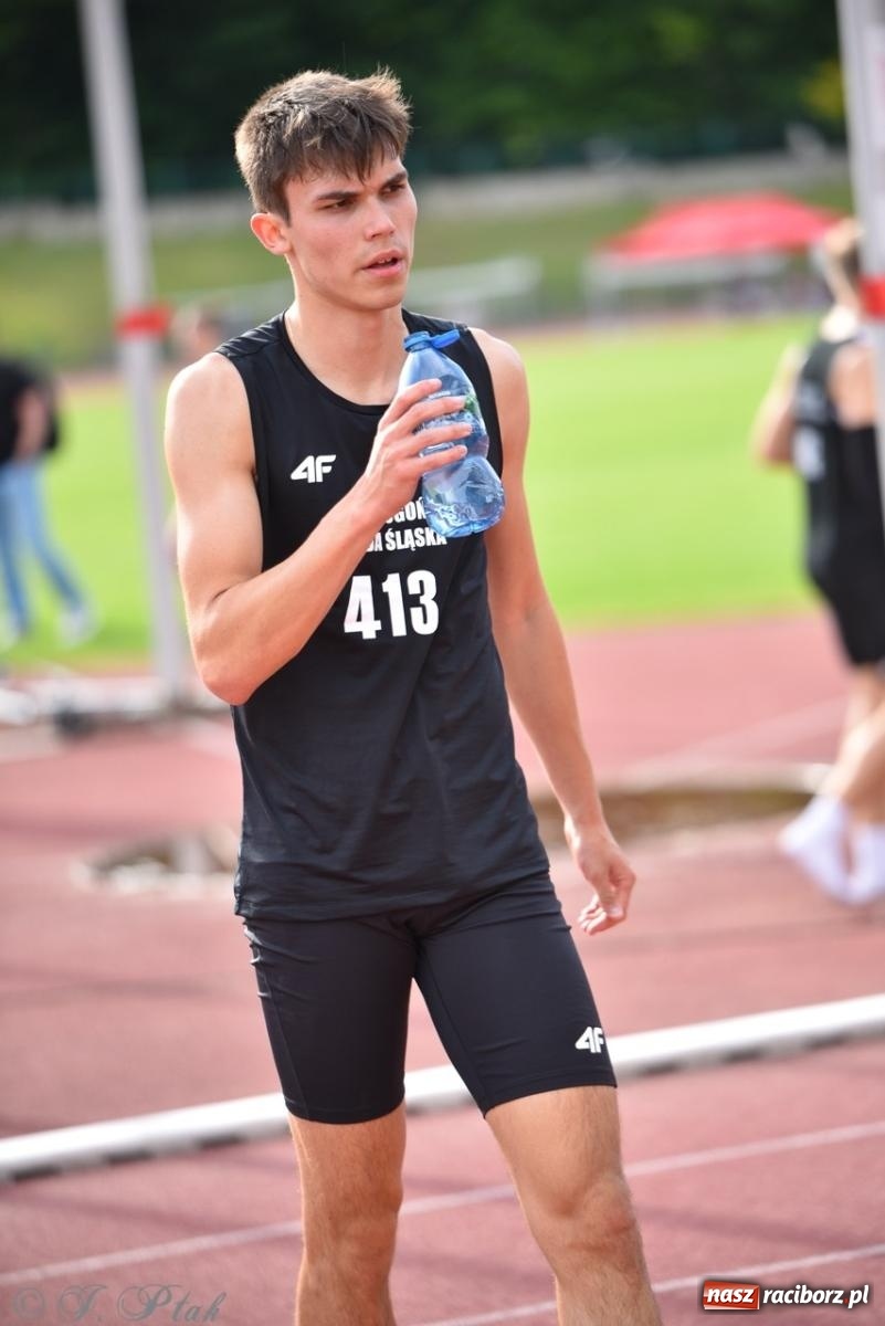 Zdjęcie w galerii na portalu naszraciborz.pl: Mistrzostwa województwa śląskiego w lekkoatletyce w Raciborzu U18, U20 i seniorzy wiadomości z regionu