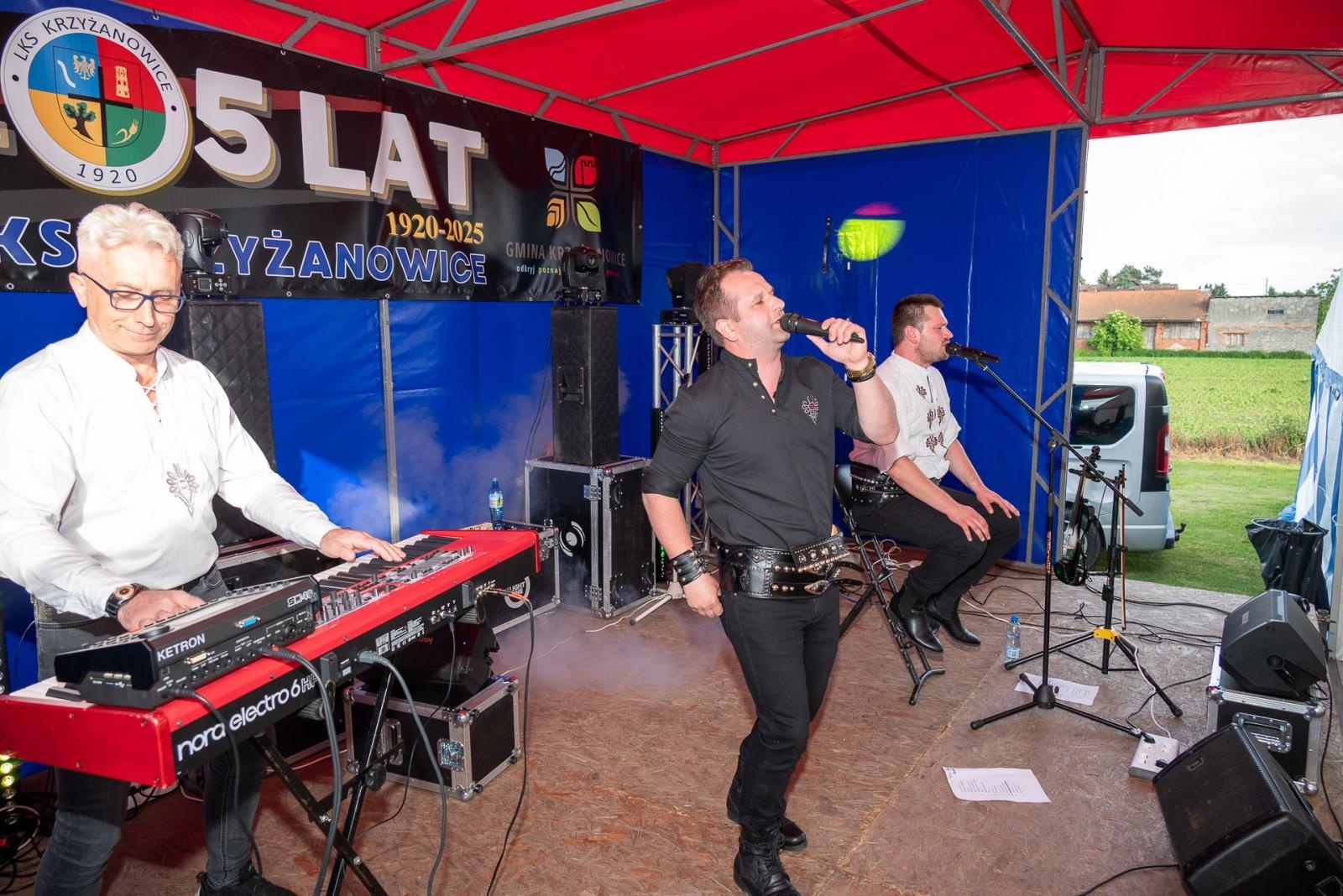 Zdjęcie w galerii na portalu naszraciborz.pl: Jubileusz 105-lecia LKS Krzyżanowice wiadomości z regionu