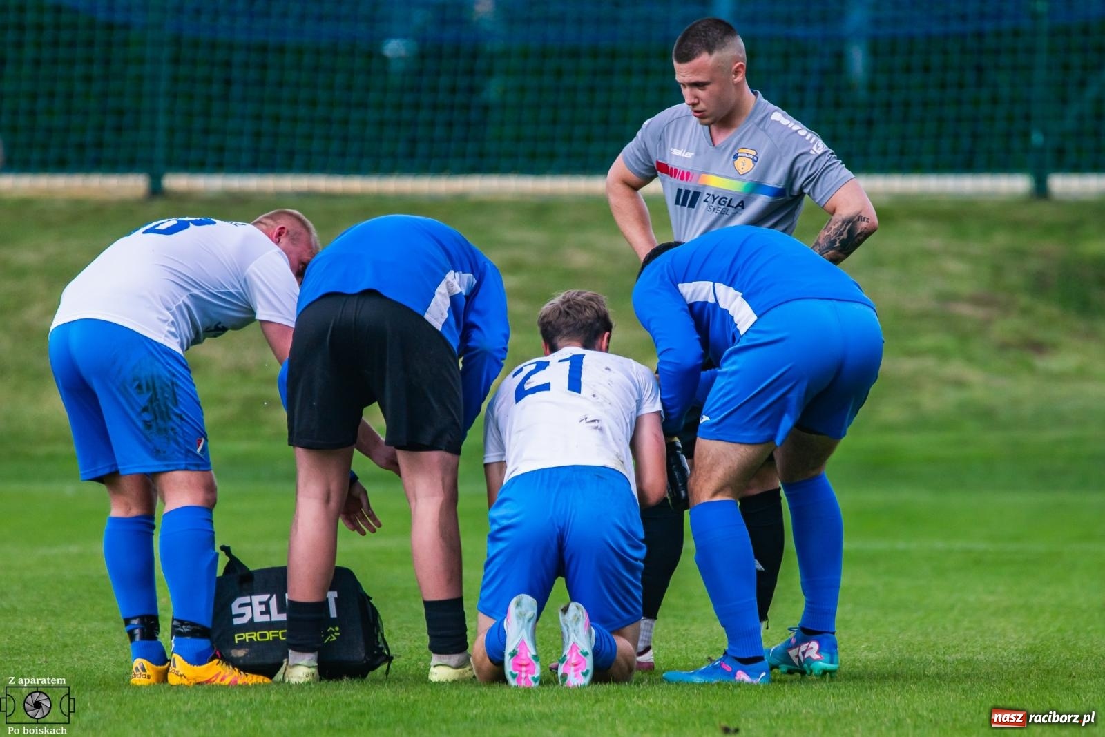 Zdjęcie w galerii na portalu naszraciborz.pl: Kolejarz rozpędzał się powoli. Lider z Chałupek z wygraną [FOTO] wiadomości z regionu