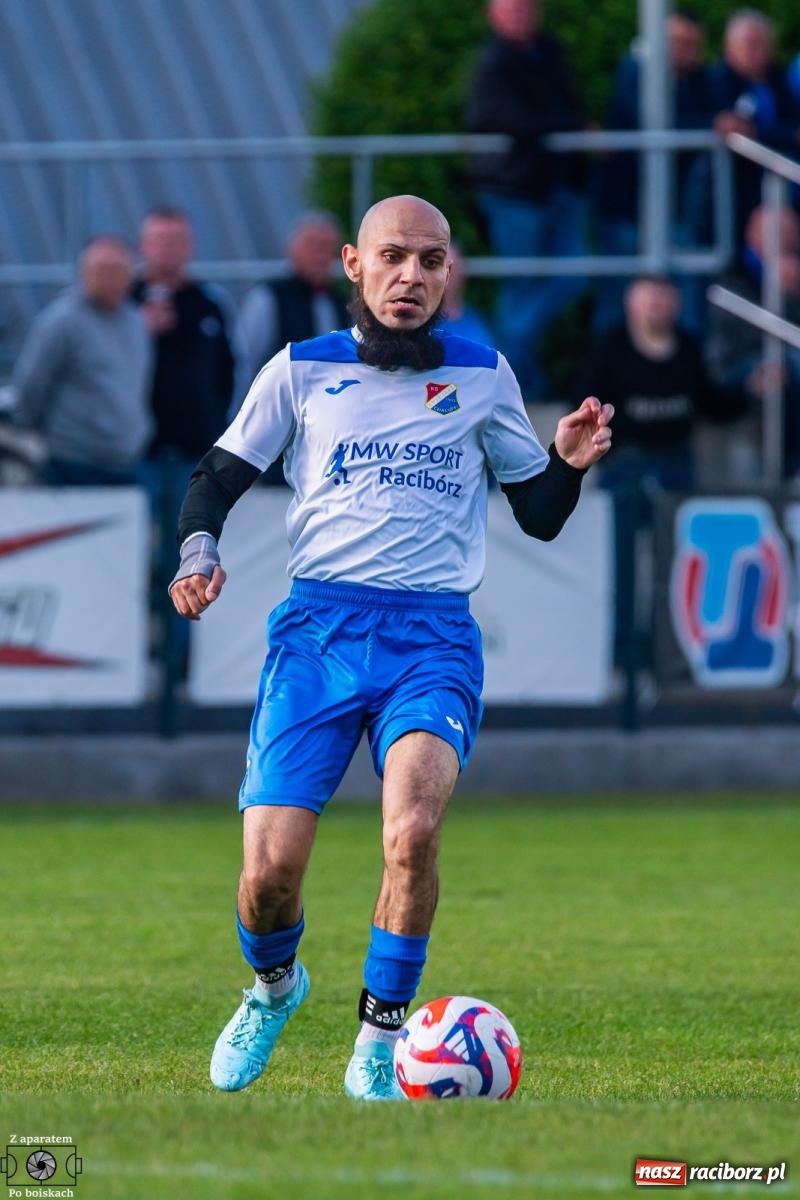 Zdjęcie w galerii na portalu naszraciborz.pl: Kolejarz rozpędzał się powoli. Lider z Chałupek z wygraną [FOTO] wiadomości z regionu