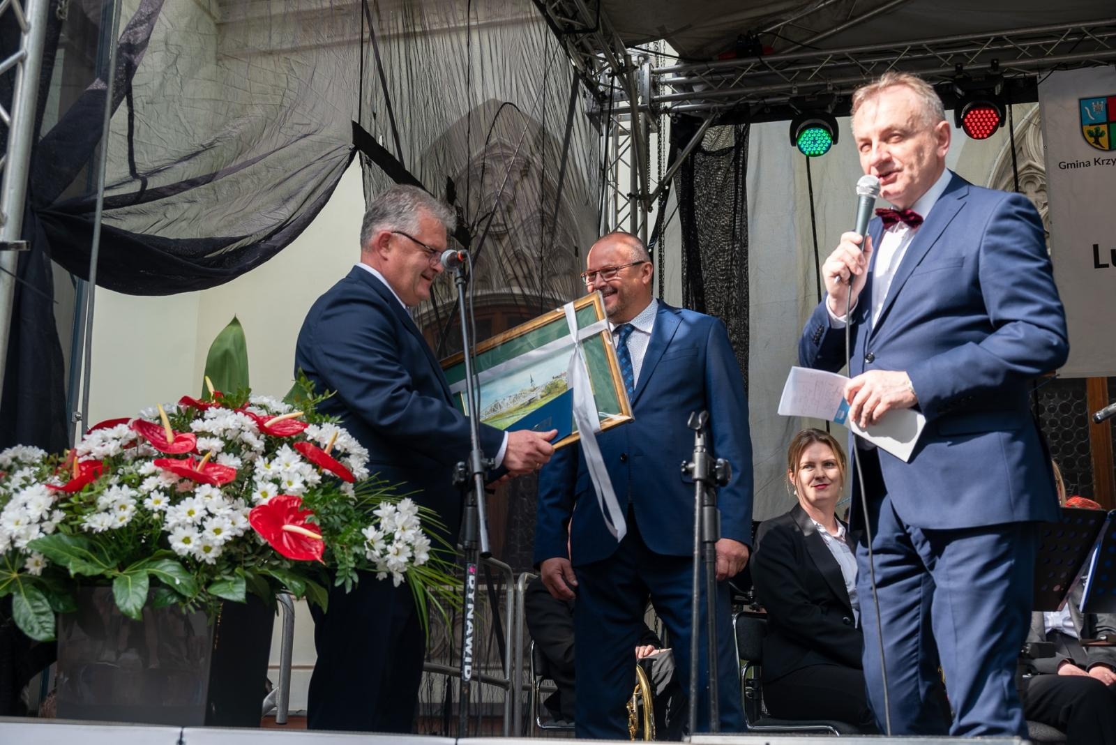 Zdjęcie w galerii na portalu naszraciborz.pl: Koncert poświęcony pamięci Beethovena i Liszta w Krzyżanowicach wiadomości z regionu