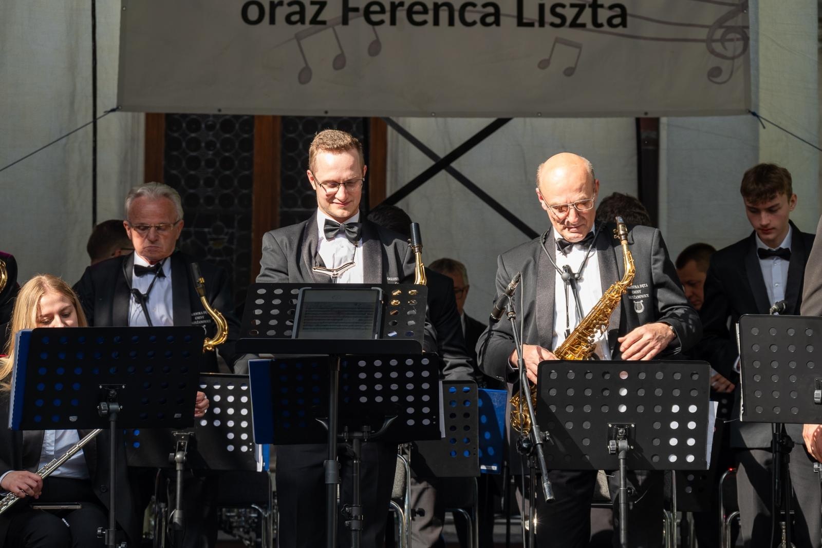 Zdjęcie w galerii na portalu naszraciborz.pl: Koncert poświęcony pamięci Beethovena i Liszta w Krzyżanowicach wiadomości z regionu