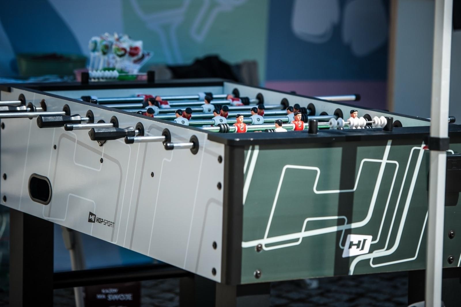 Zdjęcie w galerii na portalu naszraciborz.pl: Gamingowe emocje na Zamku Piastowskim – trwa finałowy dzień festiwalu w Raciborzu wiadomości z regionu