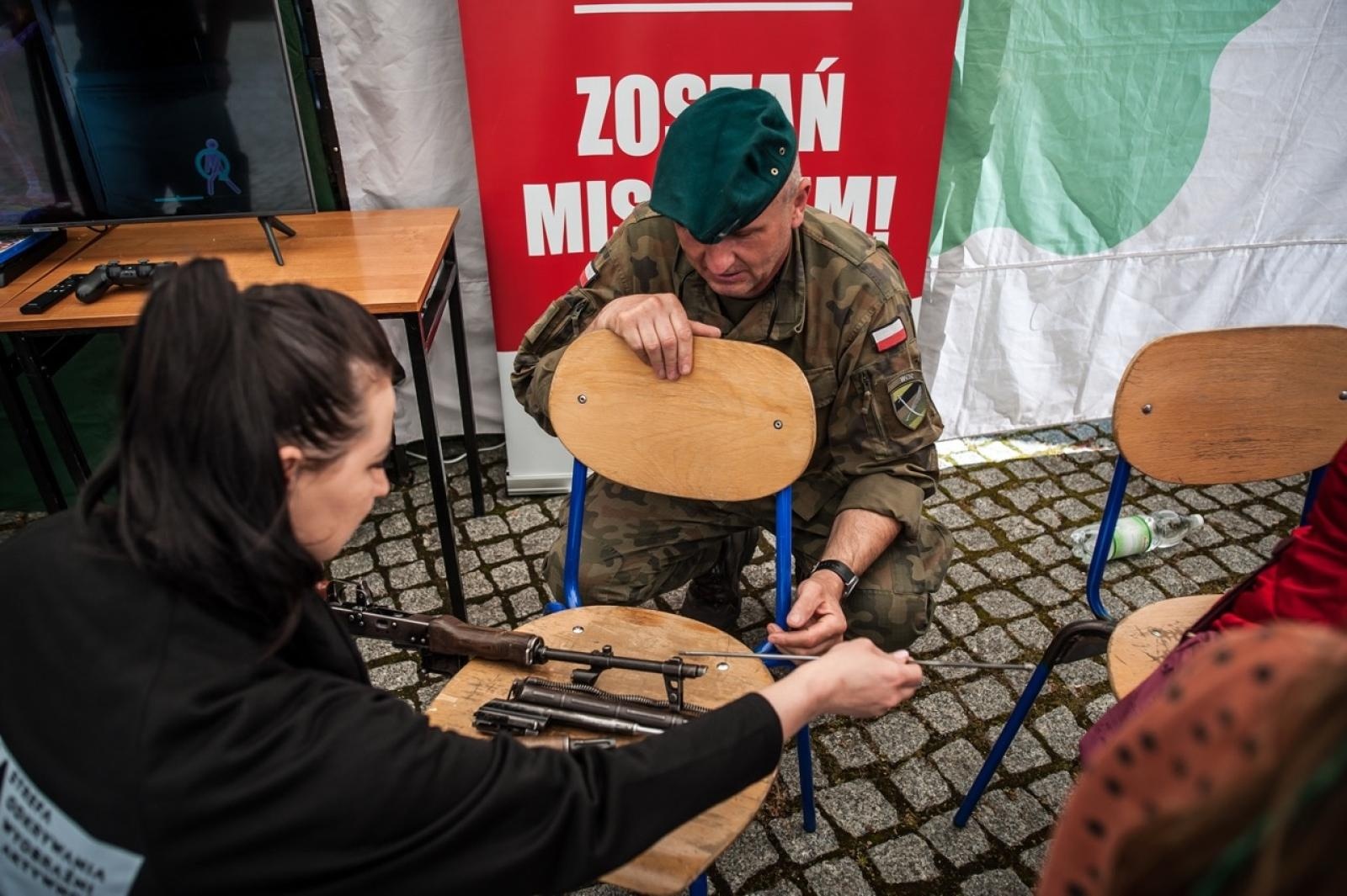 Zdjęcie w galerii na portalu naszraciborz.pl: Gamingowe emocje na Zamku Piastowskim – trwa finałowy dzień festiwalu w Raciborzu wiadomości z regionu