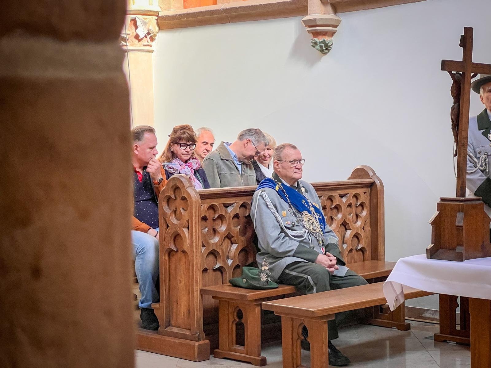 Zdjęcie w galerii na portalu naszraciborz.pl: Msza święta za bractwo i książąt raciborskich w kaplicy zamkowej wiadomości z regionu