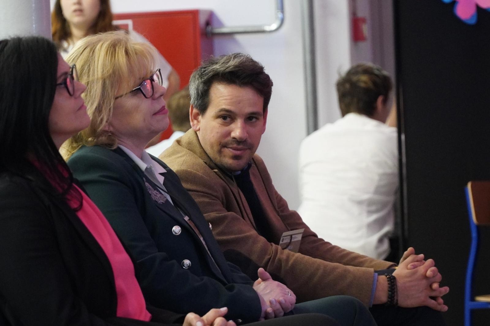 Zdjęcie w galerii na portalu naszraciborz.pl: Dzień Dziecka z Mundurem w SOSWNiS w Raciborzu [WIDEO] wiadomości z regionu