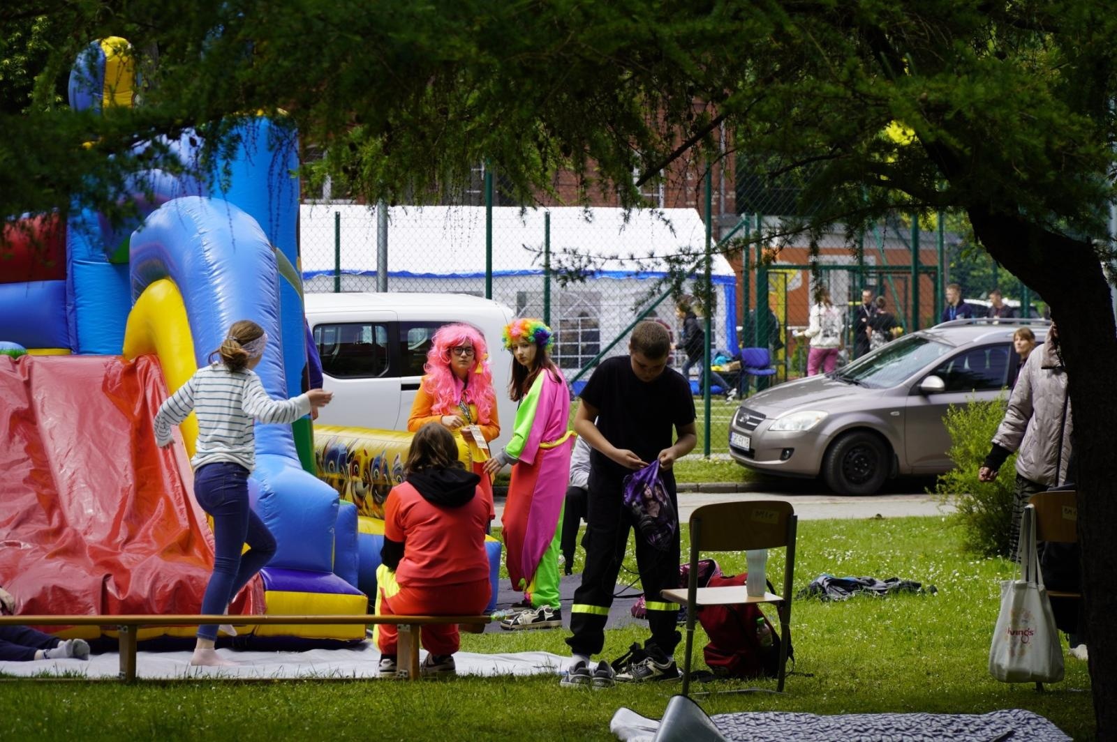 Zdjęcie w galerii na portalu naszraciborz.pl: Dzień Dziecka z Mundurem w SOSWNiS w Raciborzu [WIDEO] wiadomości z regionu