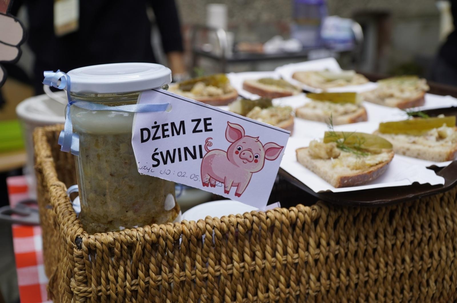 Zdjęcie w galerii na portalu naszraciborz.pl: Dzień Dziecka z Mundurem w SOSWNiS w Raciborzu [WIDEO] wiadomości z regionu