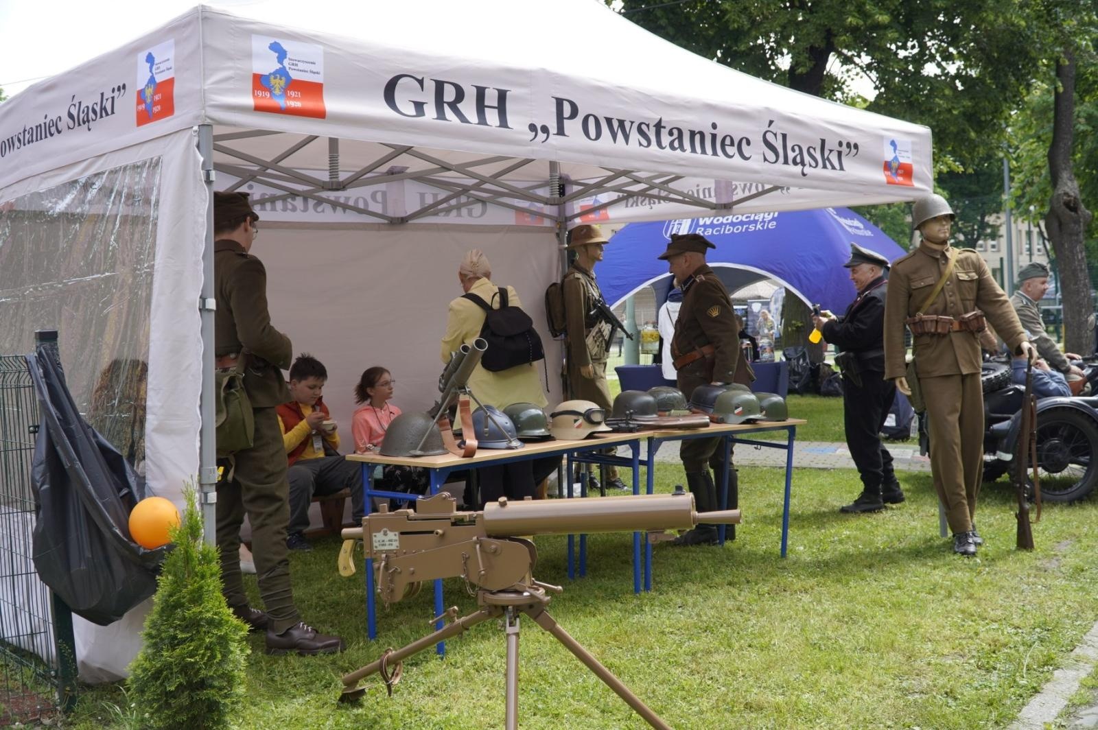 Zdjęcie w galerii na portalu naszraciborz.pl: Dzień Dziecka z Mundurem w SOSWNiS w Raciborzu [WIDEO] wiadomości z regionu