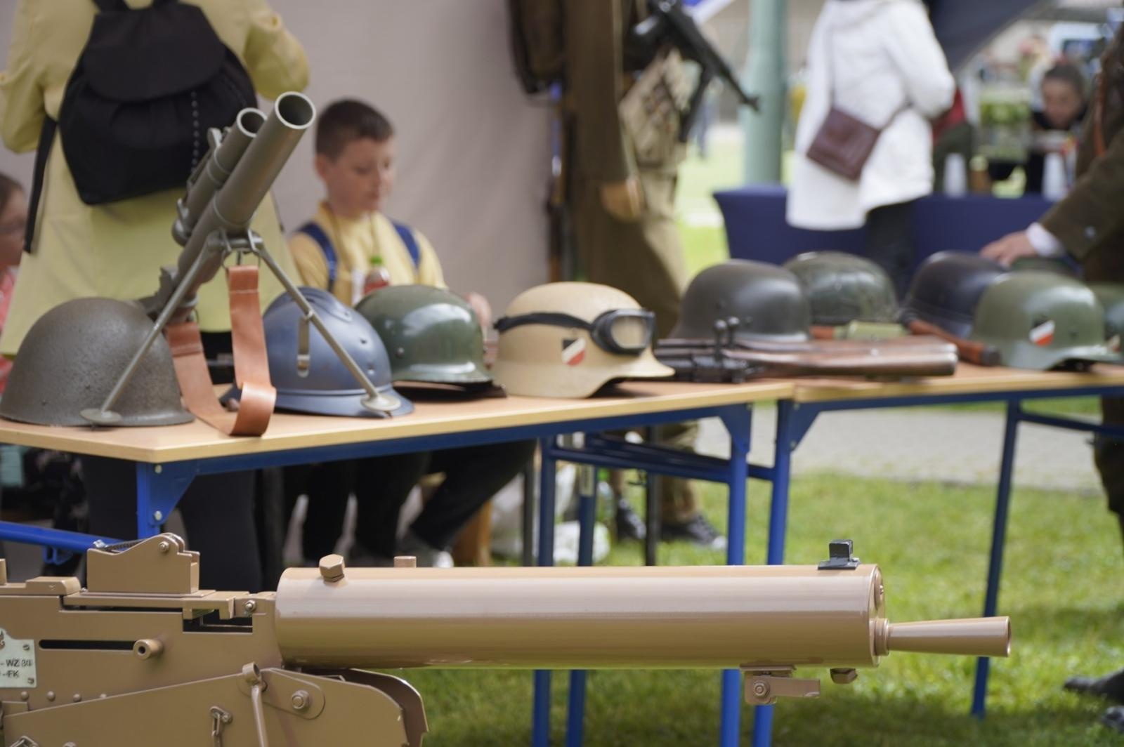 Zdjęcie w galerii na portalu naszraciborz.pl: Dzień Dziecka z Mundurem w SOSWNiS w Raciborzu [WIDEO] wiadomości z regionu