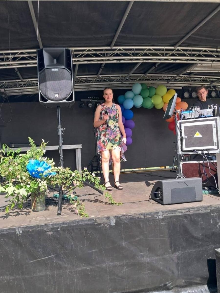 Zdjęcie w galerii na portalu naszraciborz.pl: Rodzinny festyn w Siedliskach: święto dzieci i mam pełne radości wiadomości z regionu