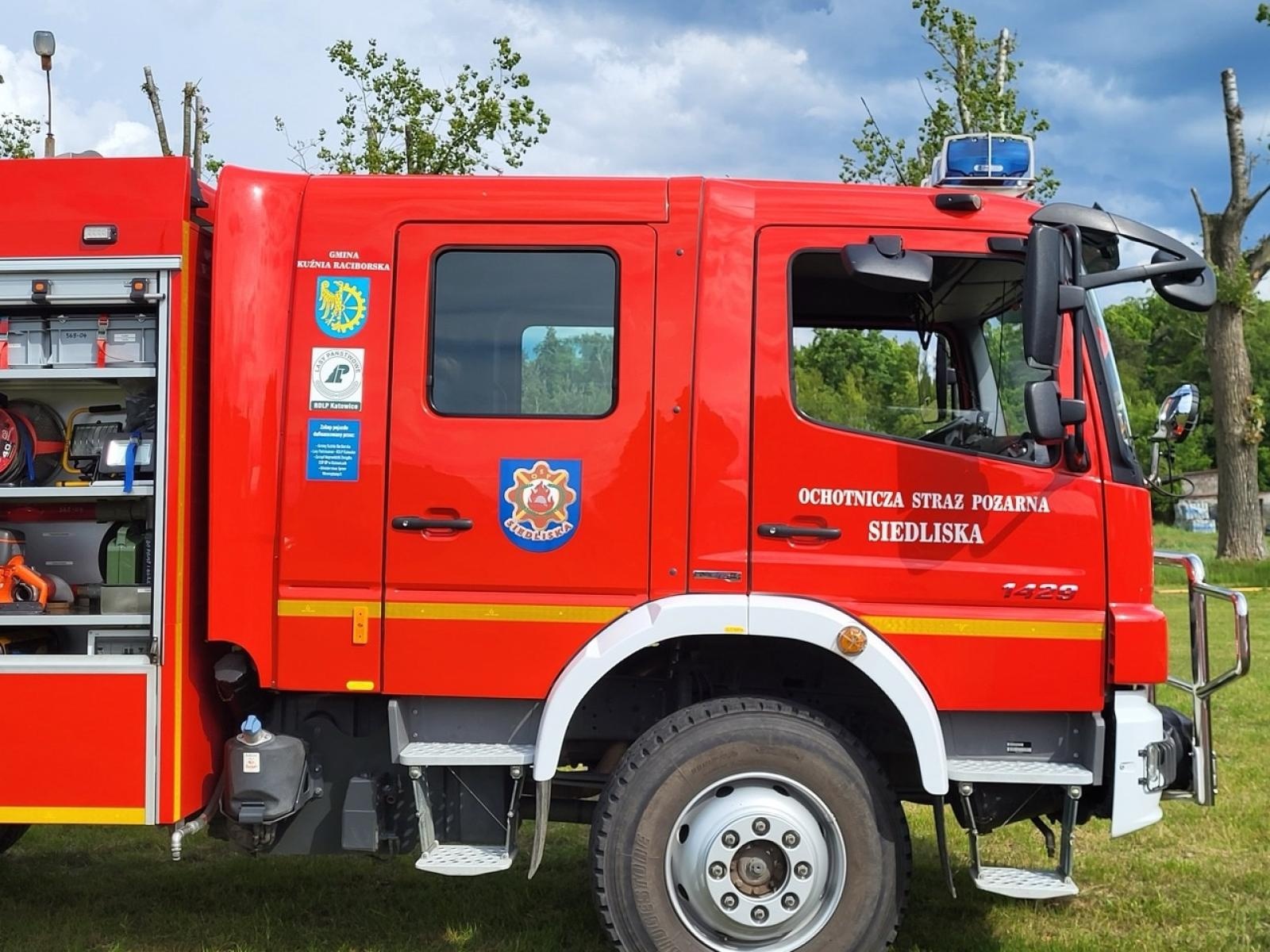 Zdjęcie w galerii na portalu naszraciborz.pl: Rodzinny festyn w Siedliskach: święto dzieci i mam pełne radości wiadomości z regionu