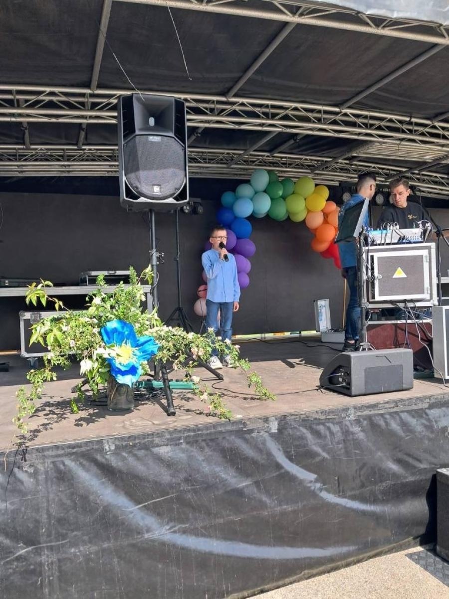 Zdjęcie w galerii na portalu naszraciborz.pl: Rodzinny festyn w Siedliskach: święto dzieci i mam pełne radości wiadomości z regionu