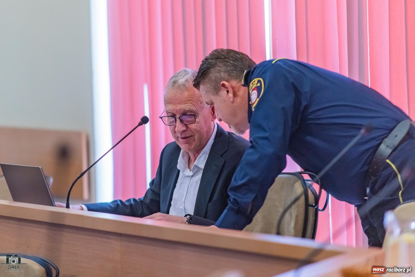 Zdjęcie w galerii na portalu naszraciborz.pl: Straż miejska, miejskie spółki i park kulturowy — co działo się na majowym posiedzeniu komisji? wiadomości z regionu
