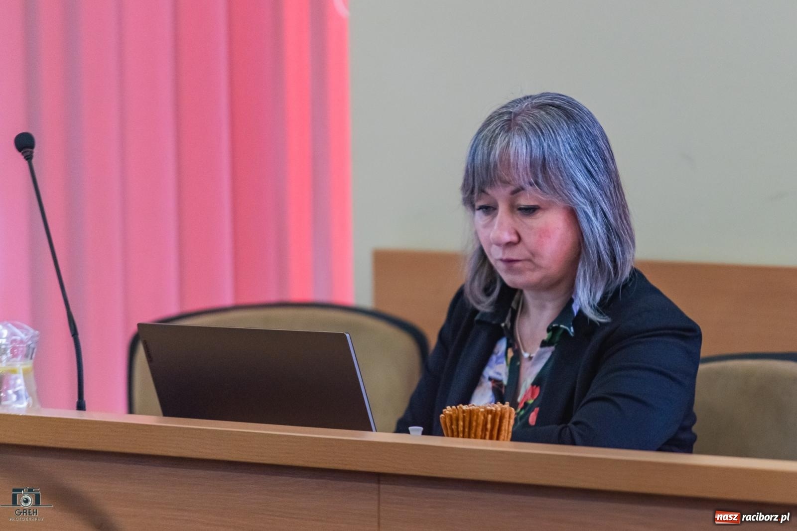 Zdjęcie w galerii na portalu naszraciborz.pl: Straż miejska, miejskie spółki i park kulturowy — co działo się na majowym posiedzeniu komisji? wiadomości z regionu