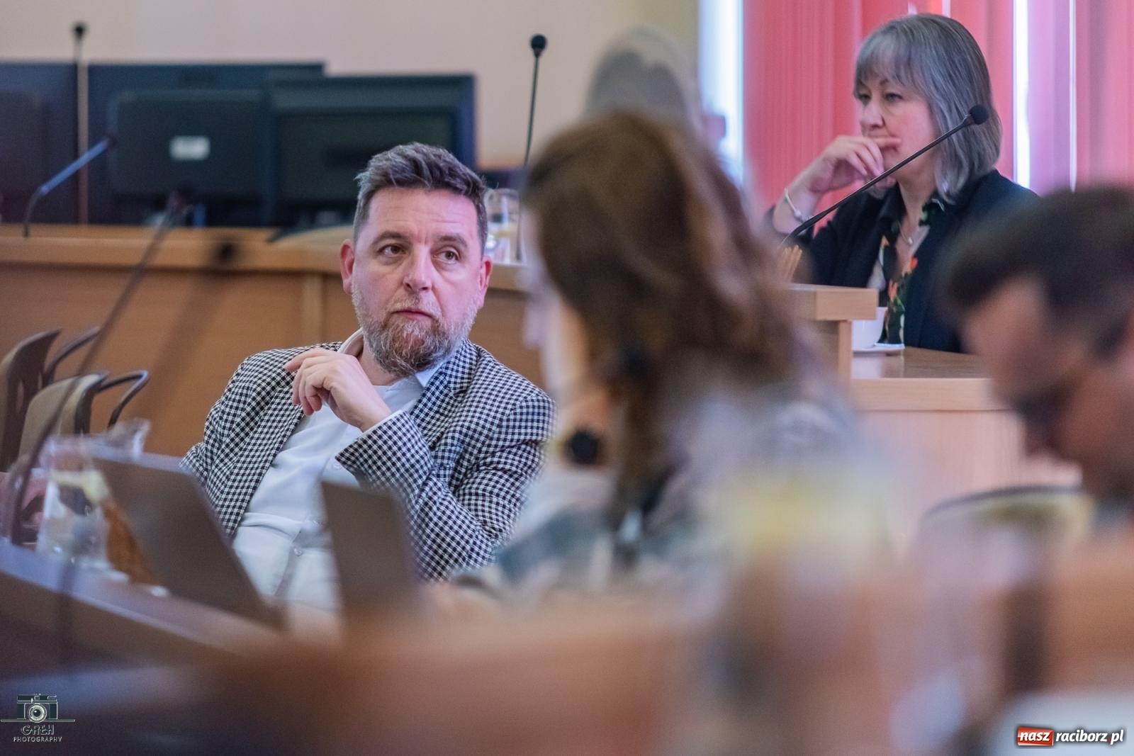 Zdjęcie w galerii na portalu naszraciborz.pl: Straż miejska, miejskie spółki i park kulturowy — co działo się na majowym posiedzeniu komisji? wiadomości z regionu