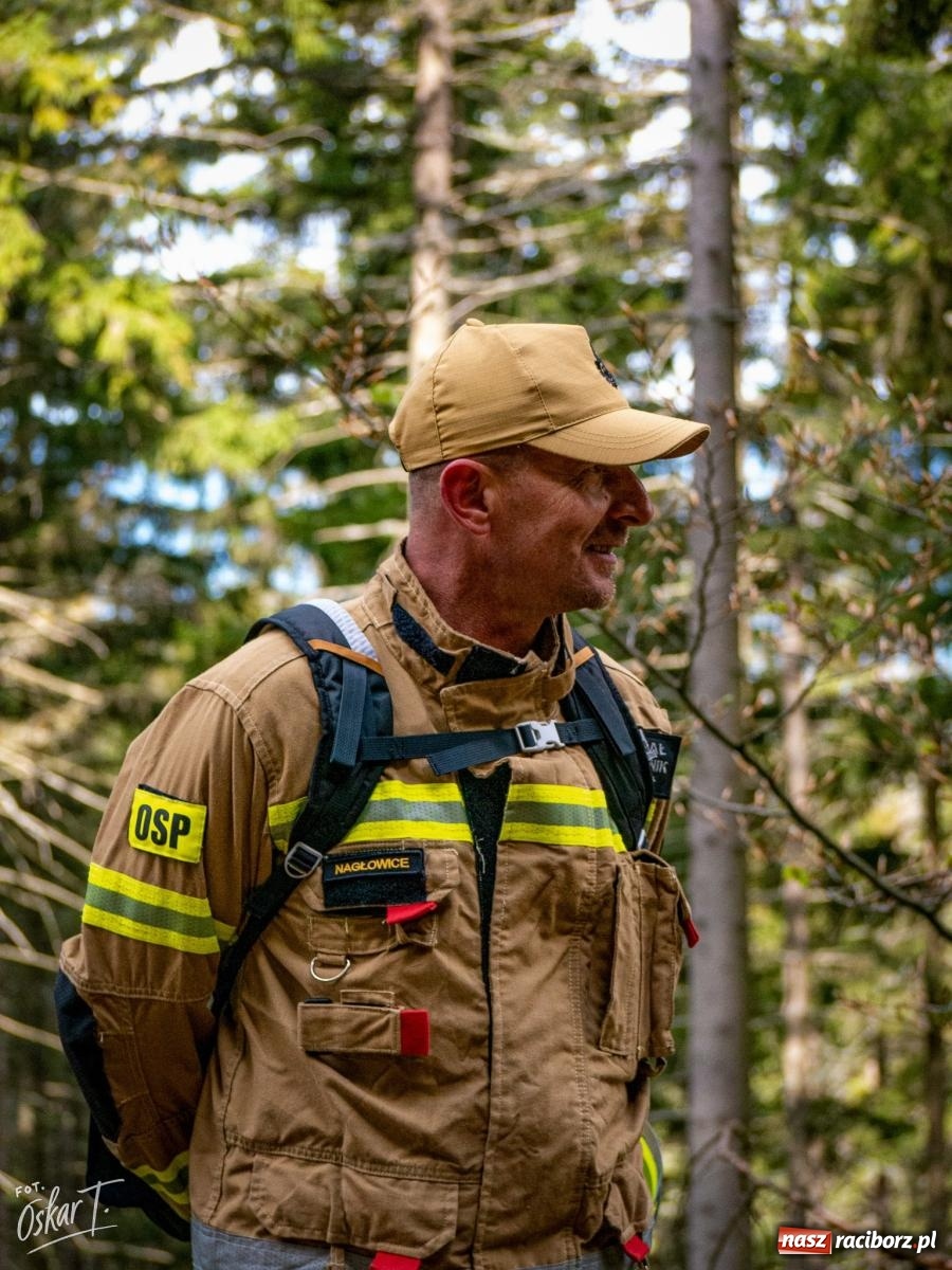 Zdjęcie w galerii na portalu naszraciborz.pl: Strażacy z całej Polski zdobyli Śnieżnik dla Kazika. Wśród nich jednostki z powiatu raciborskiego wiadomości z regionu