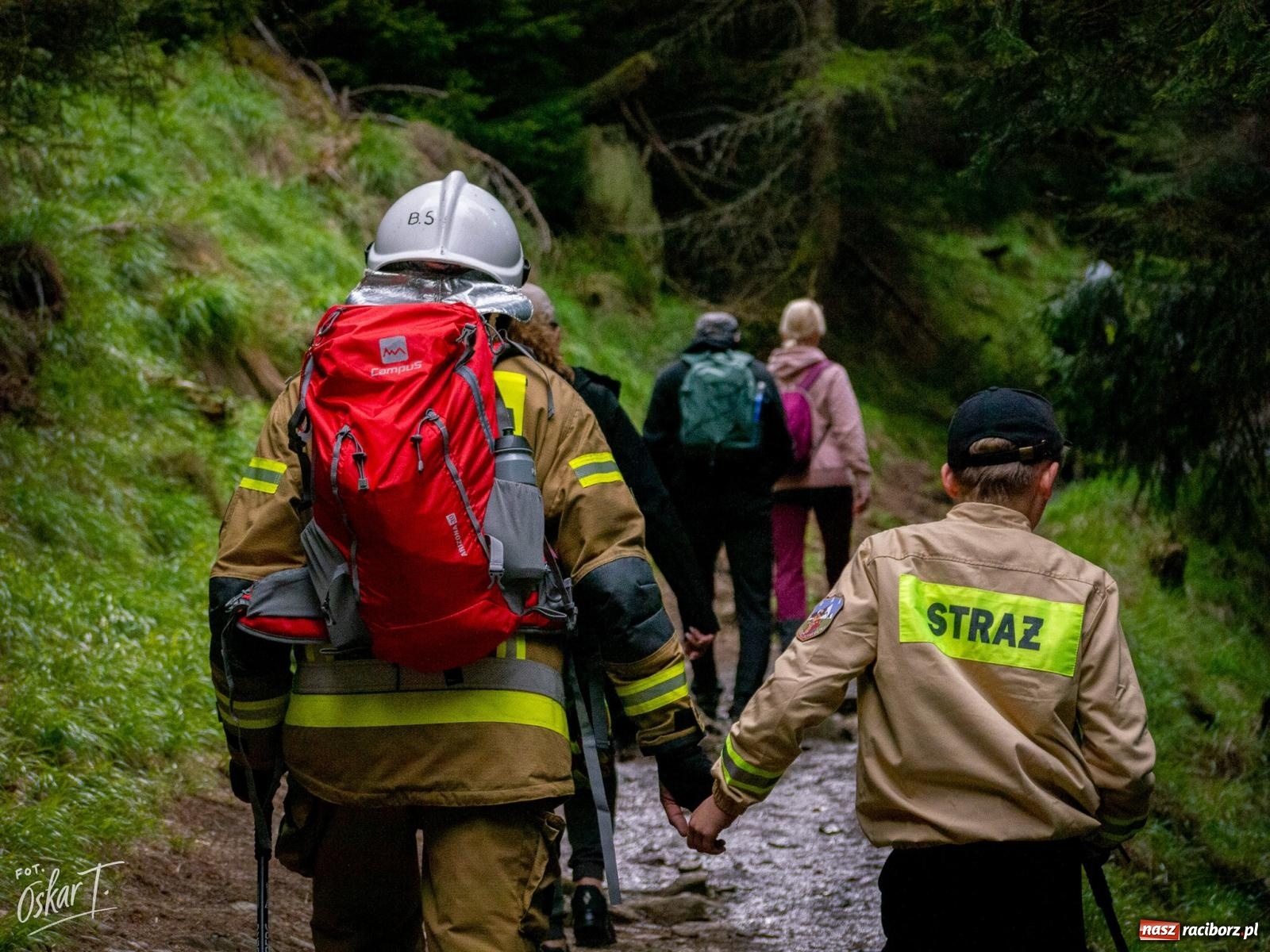 Zdjęcie w galerii na portalu naszraciborz.pl: Strażacy z całej Polski zdobyli Śnieżnik dla Kazika. Wśród nich jednostki z powiatu raciborskiego wiadomości z regionu