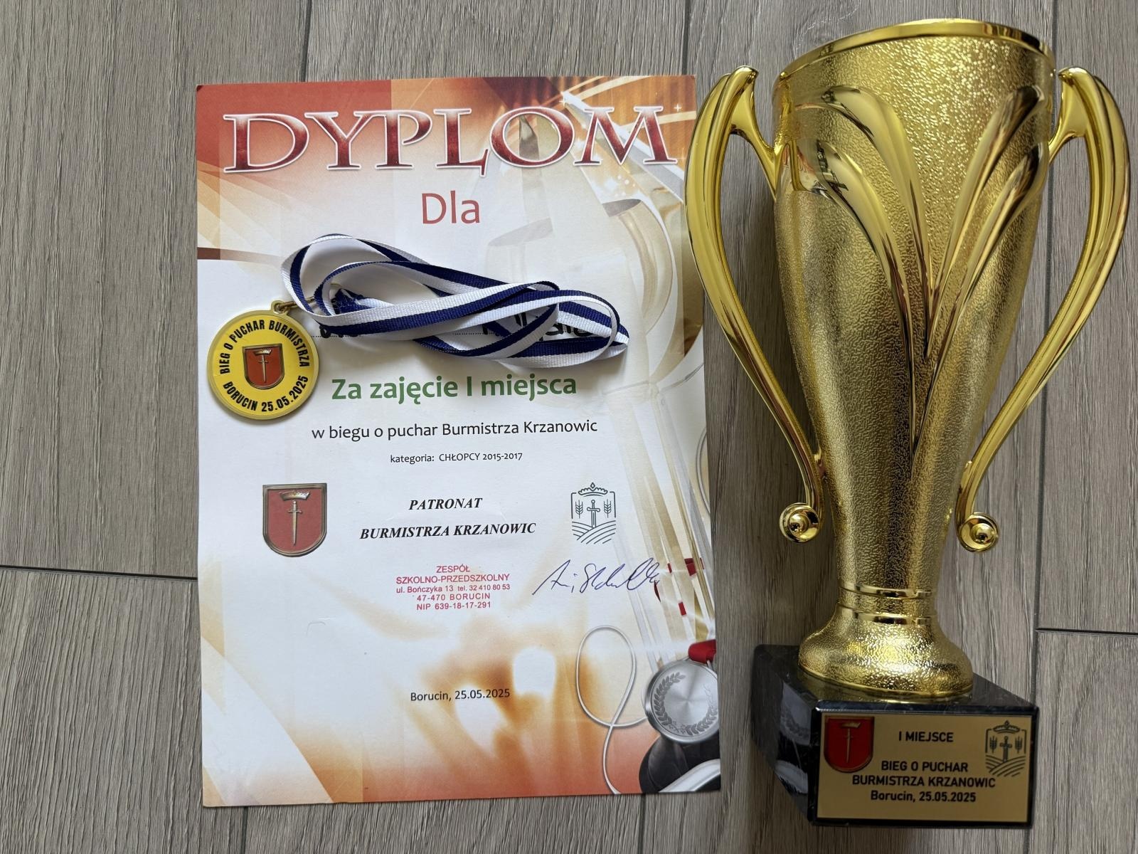 Zdjęcie w galerii na portalu naszraciborz.pl: Bieg uliczny o Puchar Burmistrza Krzanowic wiadomości z regionu