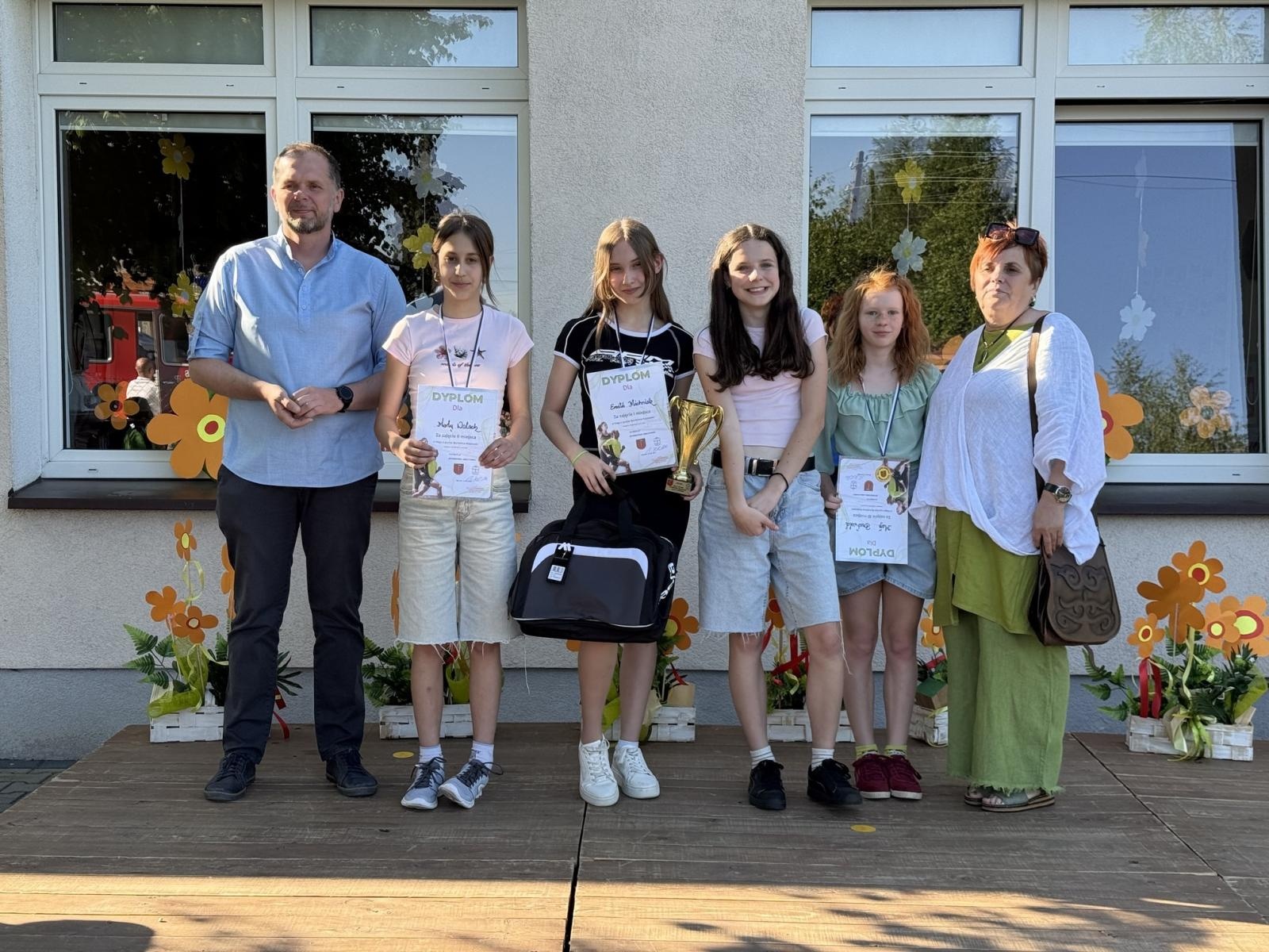 Zdjęcie w galerii na portalu naszraciborz.pl: Bieg uliczny o Puchar Burmistrza Krzanowic wiadomości z regionu