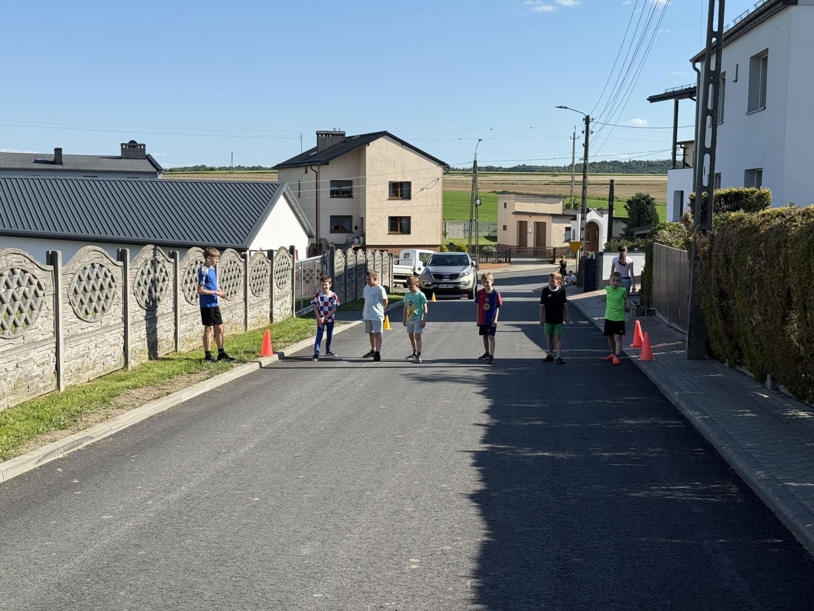 Zdjęcie w galerii na portalu naszraciborz.pl: Bieg uliczny o Puchar Burmistrza Krzanowic wiadomości z regionu