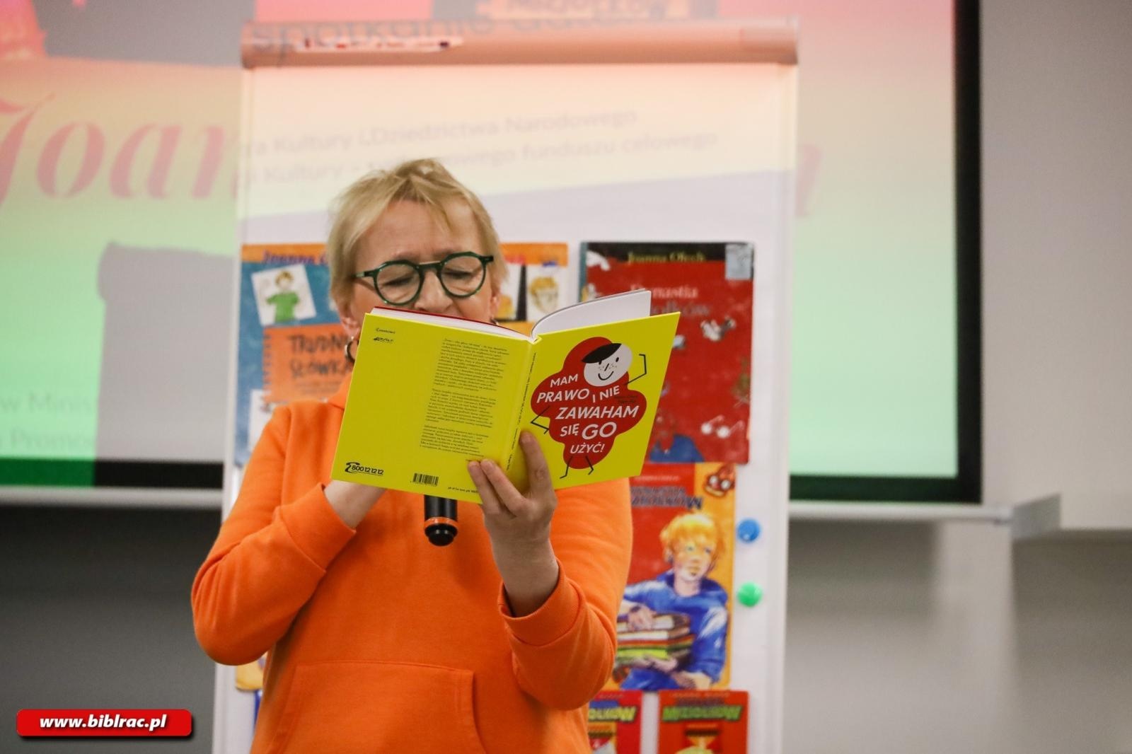 Zdjęcie w galerii na portalu naszraciborz.pl: Spotkanie z Joanną Olech w raciborskiej bibliotece wiadomości z regionu