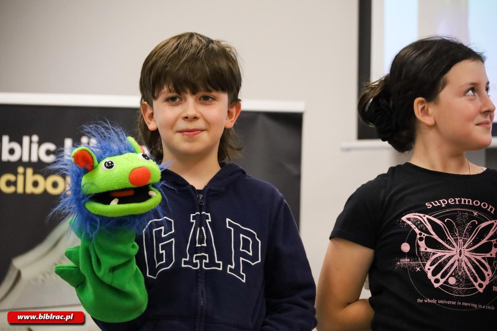 Zdjęcie w galerii na portalu naszraciborz.pl: Spotkanie z Joanną Olech w raciborskiej bibliotece wiadomości z regionu