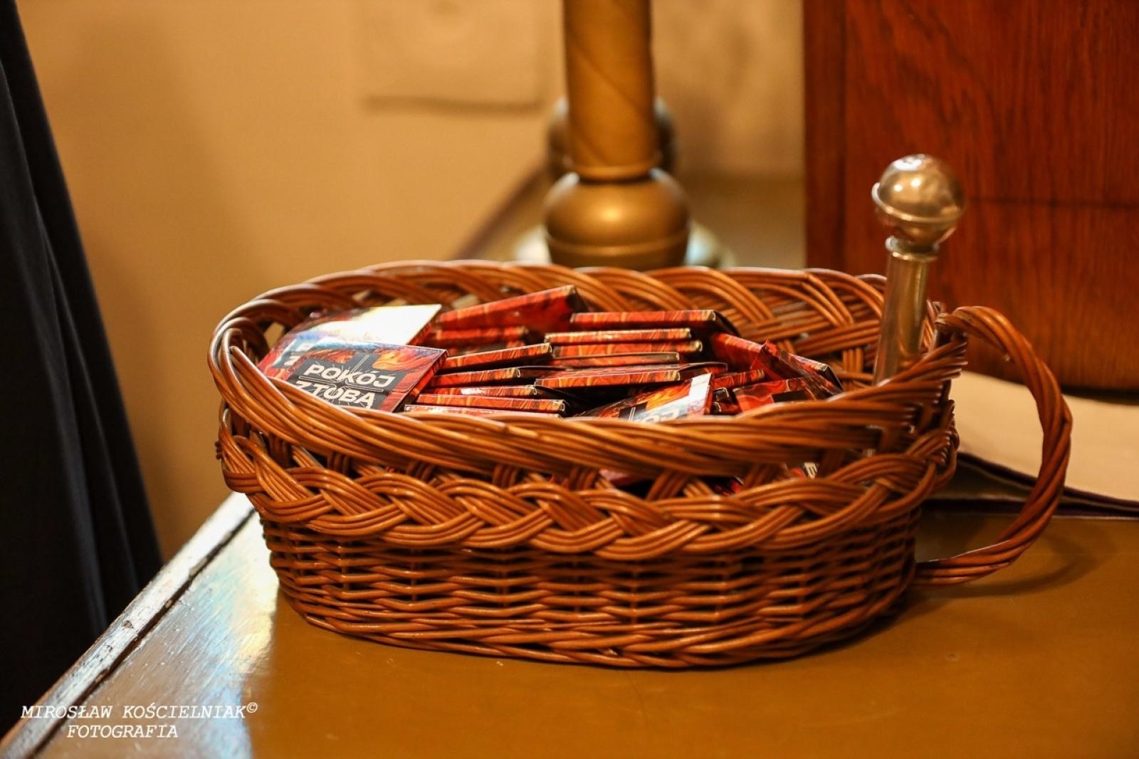 Zdjęcie w galerii na portalu naszraciborz.pl: Bierzmowania w Raciborzu. Uroczystości z udziałem biskupa Waldemara Musioła wiadomości z regionu