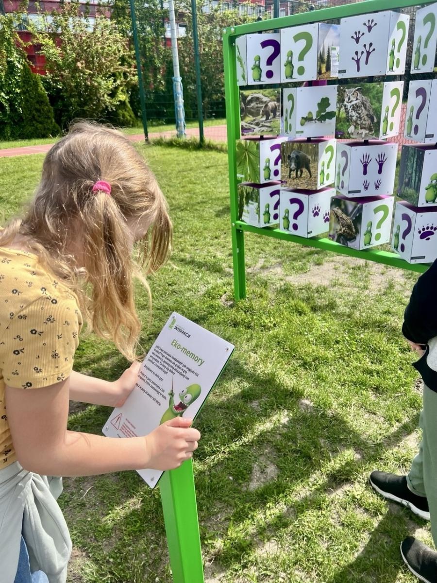 Zdjęcie w galerii na portalu naszraciborz.pl: Naukowy plac zabaw w SP 13 w Raciborzu rozwija kreatywność i ciekawość świata wiadomości z regionu