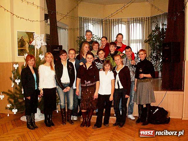 Zdjęcie w galerii na portalu naszraciborz.pl: Choinki nadziei wiadomości z regionu