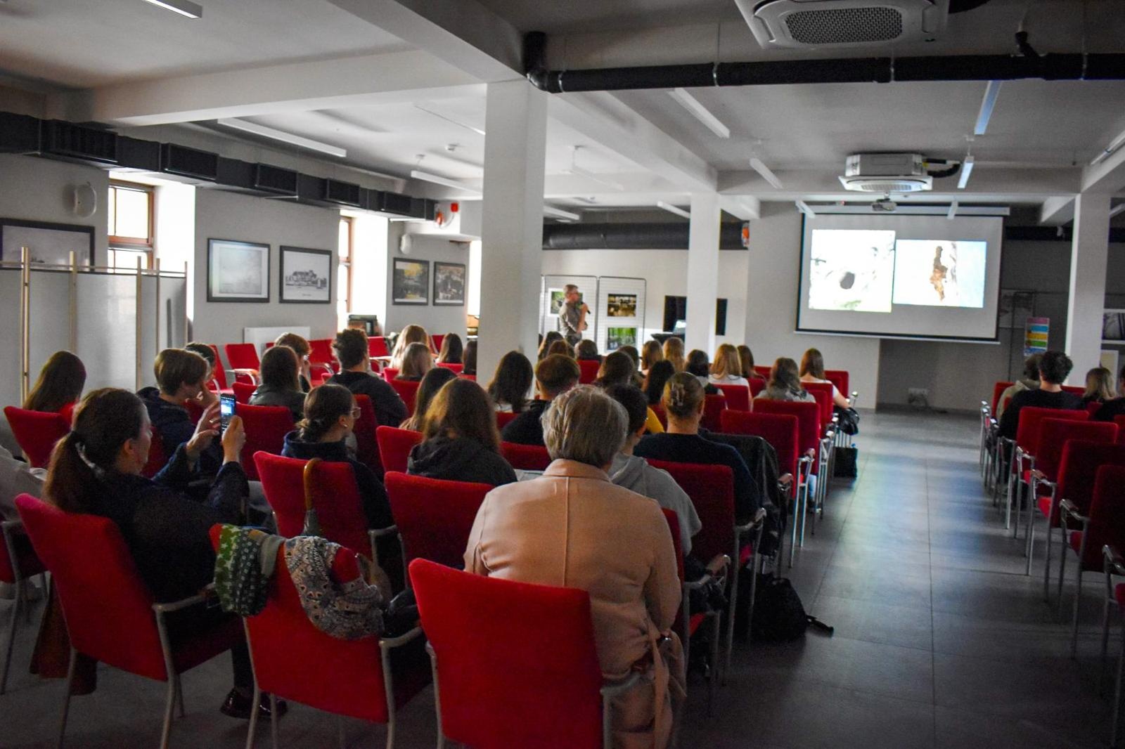 Zdjęcie w galerii na portalu naszraciborz.pl: Uczniowie Kasprowicza wzięli udział w Akademii Leśnika na Zamku Piastowskim wiadomości z regionu