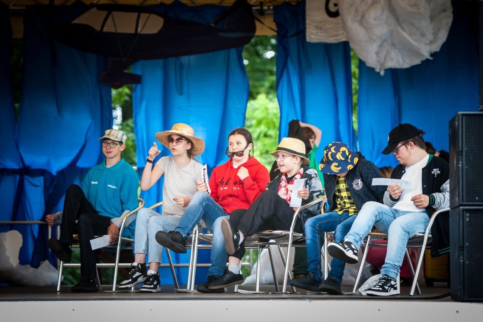 Zdjęcie w galerii na portalu naszraciborz.pl: Europejska mozaika talentów na dziedzińcu Zamku Piastowskiego [FOTO i WIDEO] wiadomości z regionu
