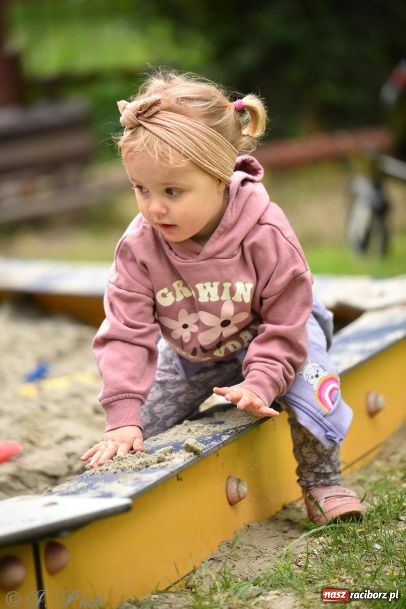 Zdjęcie w galerii na portalu naszraciborz.pl: Rodzinna atmosfera na festynie Przedszkola nr 13 w Raciborzu [FOTO i WIDEO] wiadomości z regionu