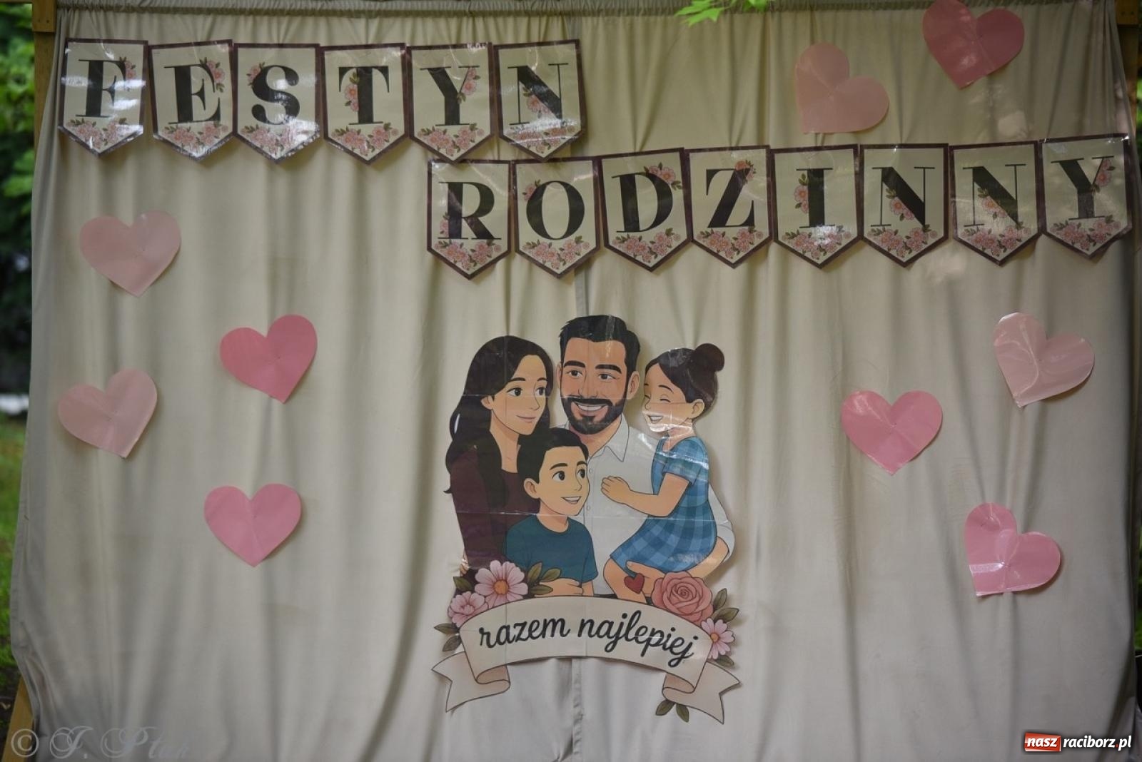 Zdjęcie w galerii na portalu naszraciborz.pl: Rodzinna atmosfera na festynie Przedszkola nr 13 w Raciborzu [FOTO i WIDEO] wiadomości z regionu