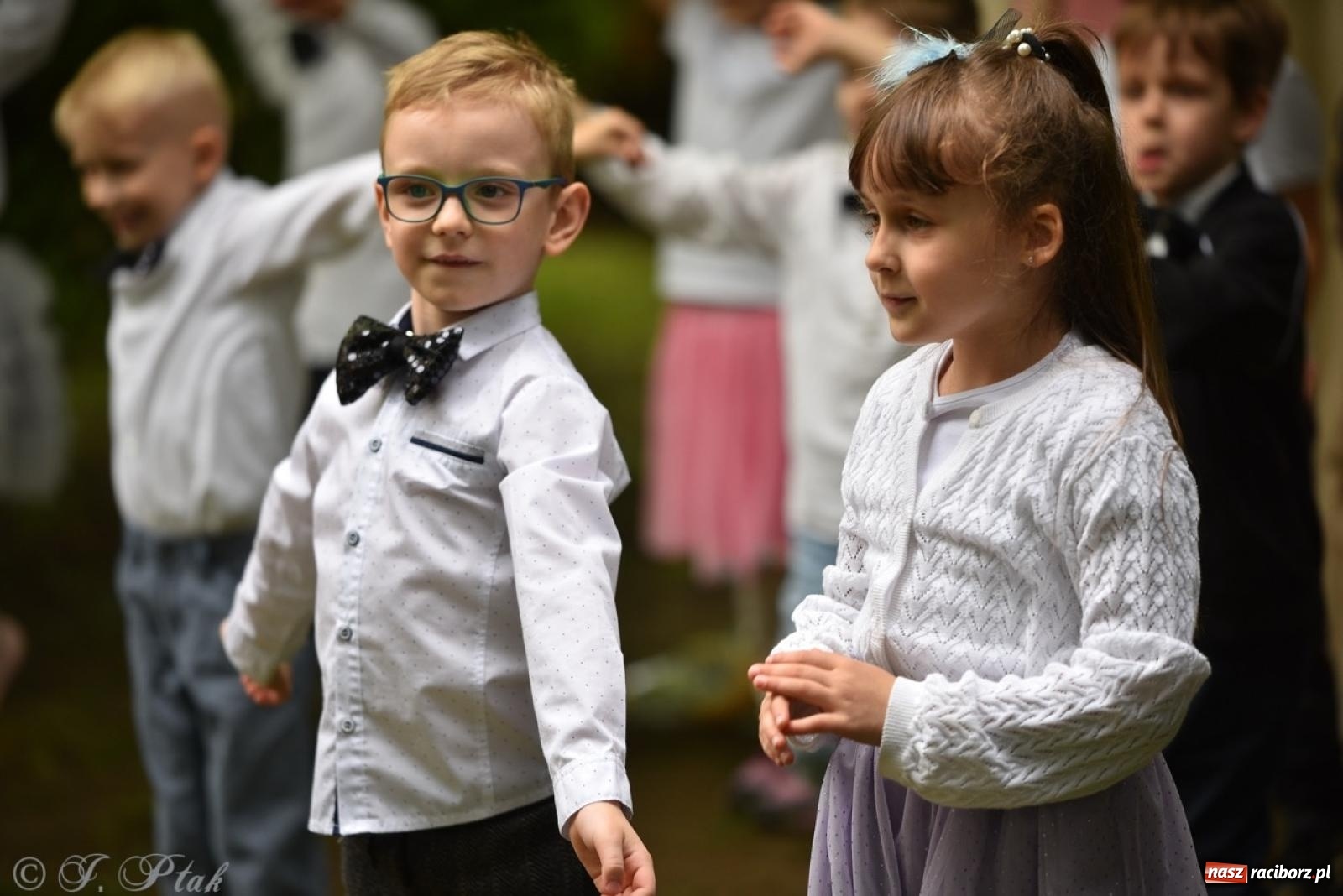 Zdjęcie w galerii na portalu naszraciborz.pl: Rodzinna atmosfera na festynie Przedszkola nr 13 w Raciborzu [FOTO i WIDEO] wiadomości z regionu