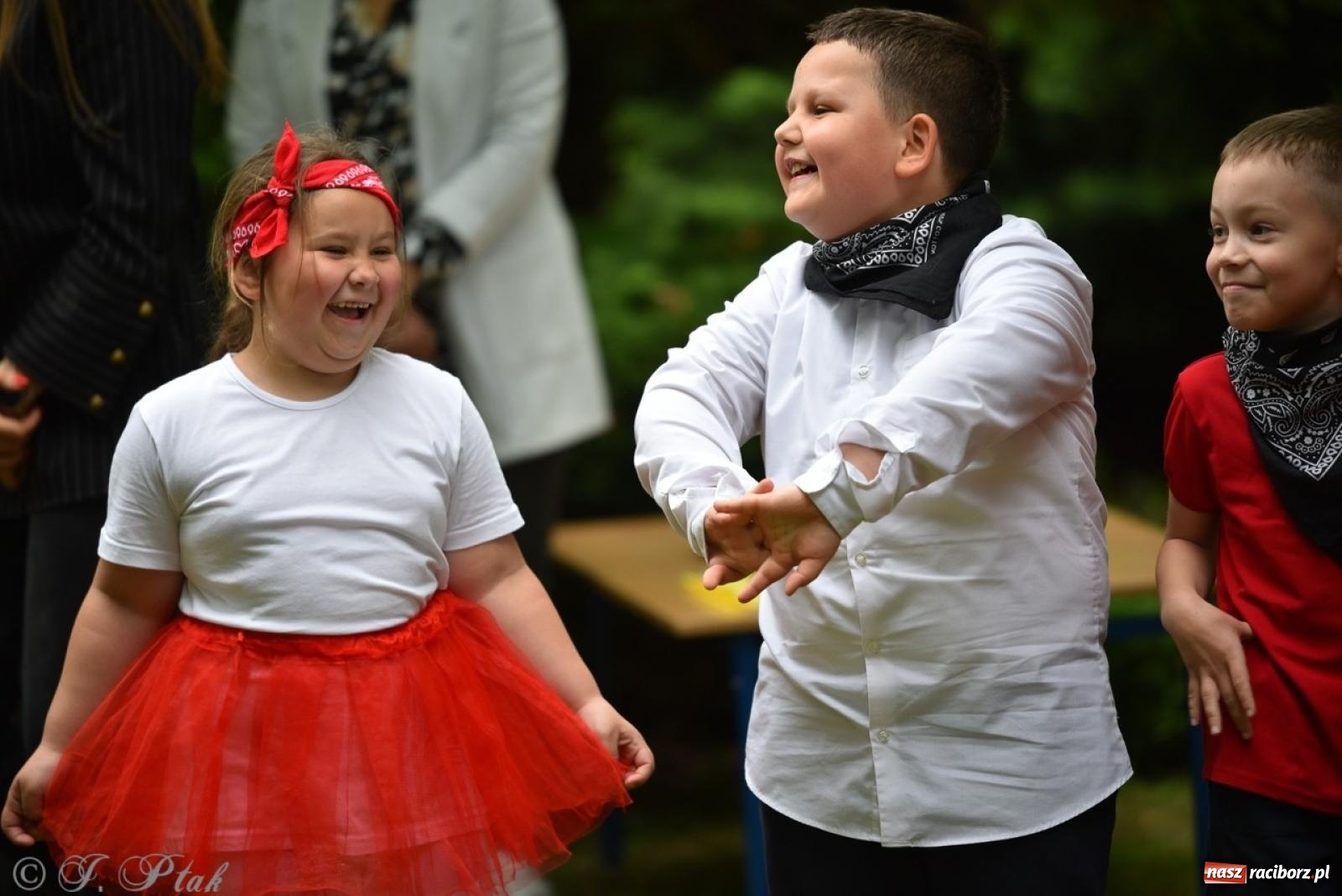 Zdjęcie w galerii na portalu naszraciborz.pl: Rodzinna atmosfera na festynie Przedszkola nr 13 w Raciborzu [FOTO i WIDEO] wiadomości z regionu