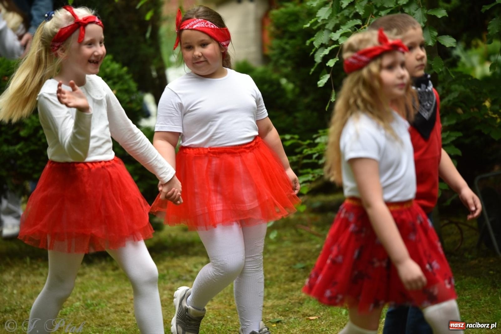 Zdjęcie w galerii na portalu naszraciborz.pl: Rodzinna atmosfera na festynie Przedszkola nr 13 w Raciborzu [FOTO i WIDEO] wiadomości z regionu