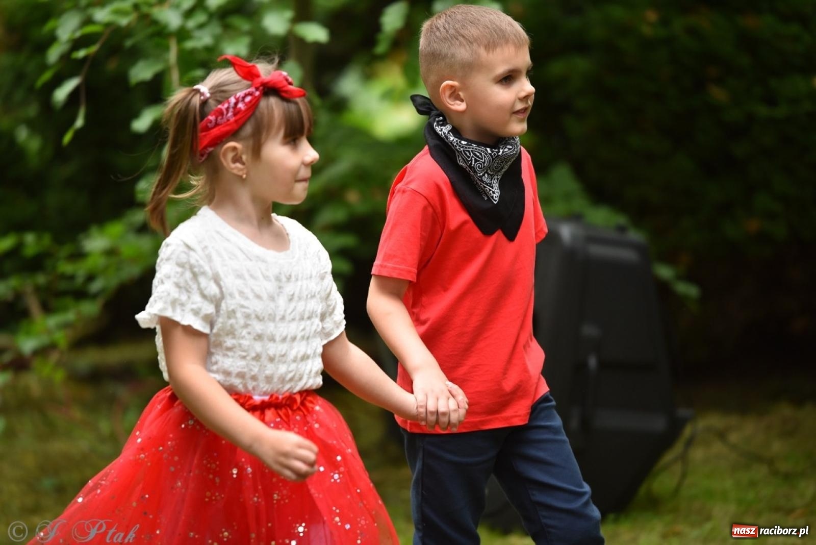Zdjęcie w galerii na portalu naszraciborz.pl: Rodzinna atmosfera na festynie Przedszkola nr 13 w Raciborzu [FOTO i WIDEO] wiadomości z regionu