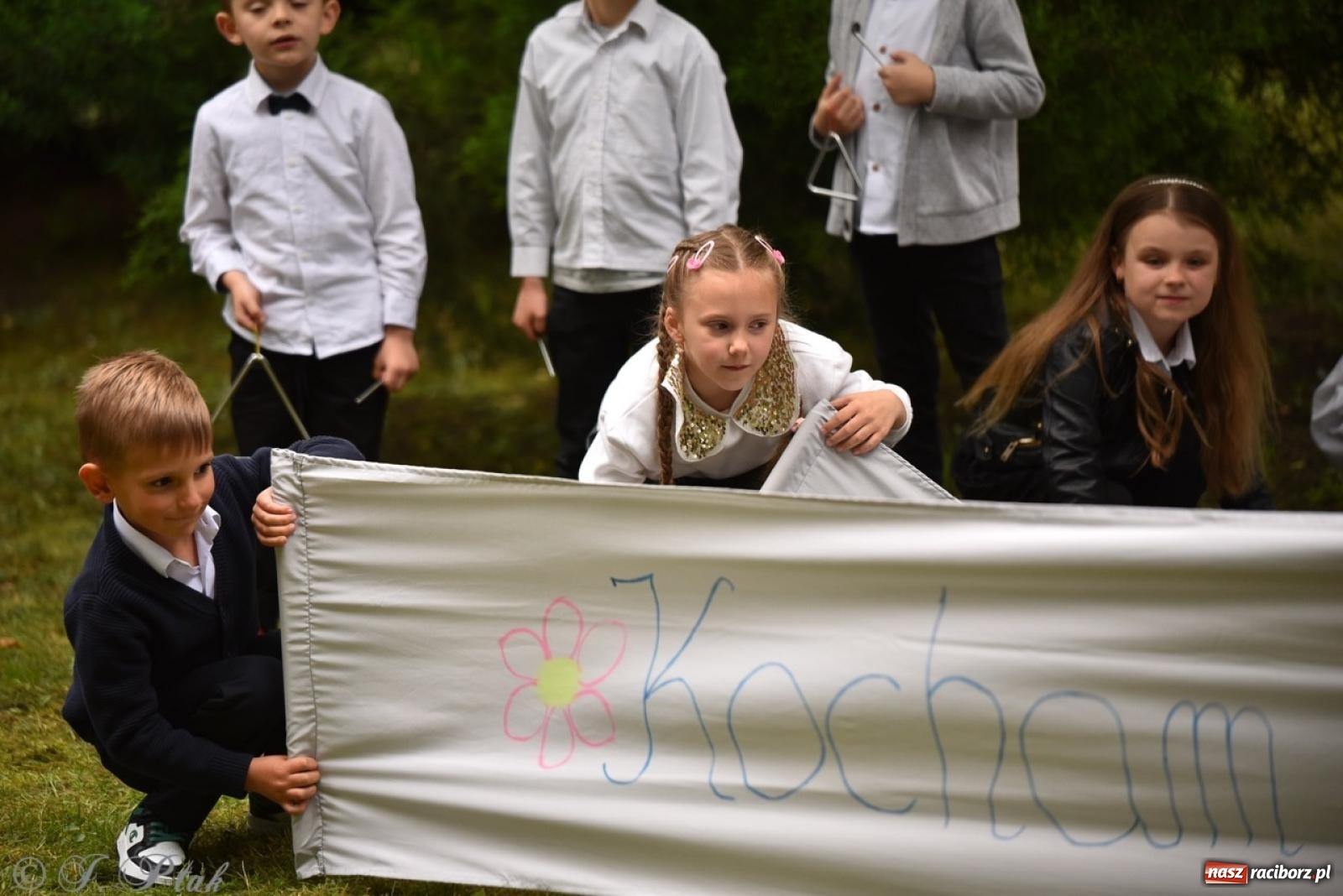 Zdjęcie w galerii na portalu naszraciborz.pl: Rodzinna atmosfera na festynie Przedszkola nr 13 w Raciborzu [FOTO i WIDEO] wiadomości z regionu