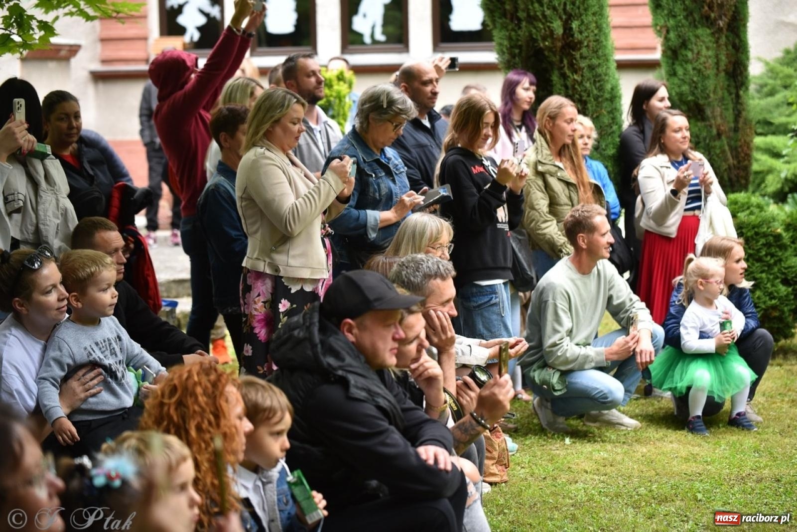 Zdjęcie w galerii na portalu naszraciborz.pl: Rodzinna atmosfera na festynie Przedszkola nr 13 w Raciborzu [FOTO i WIDEO] wiadomości z regionu