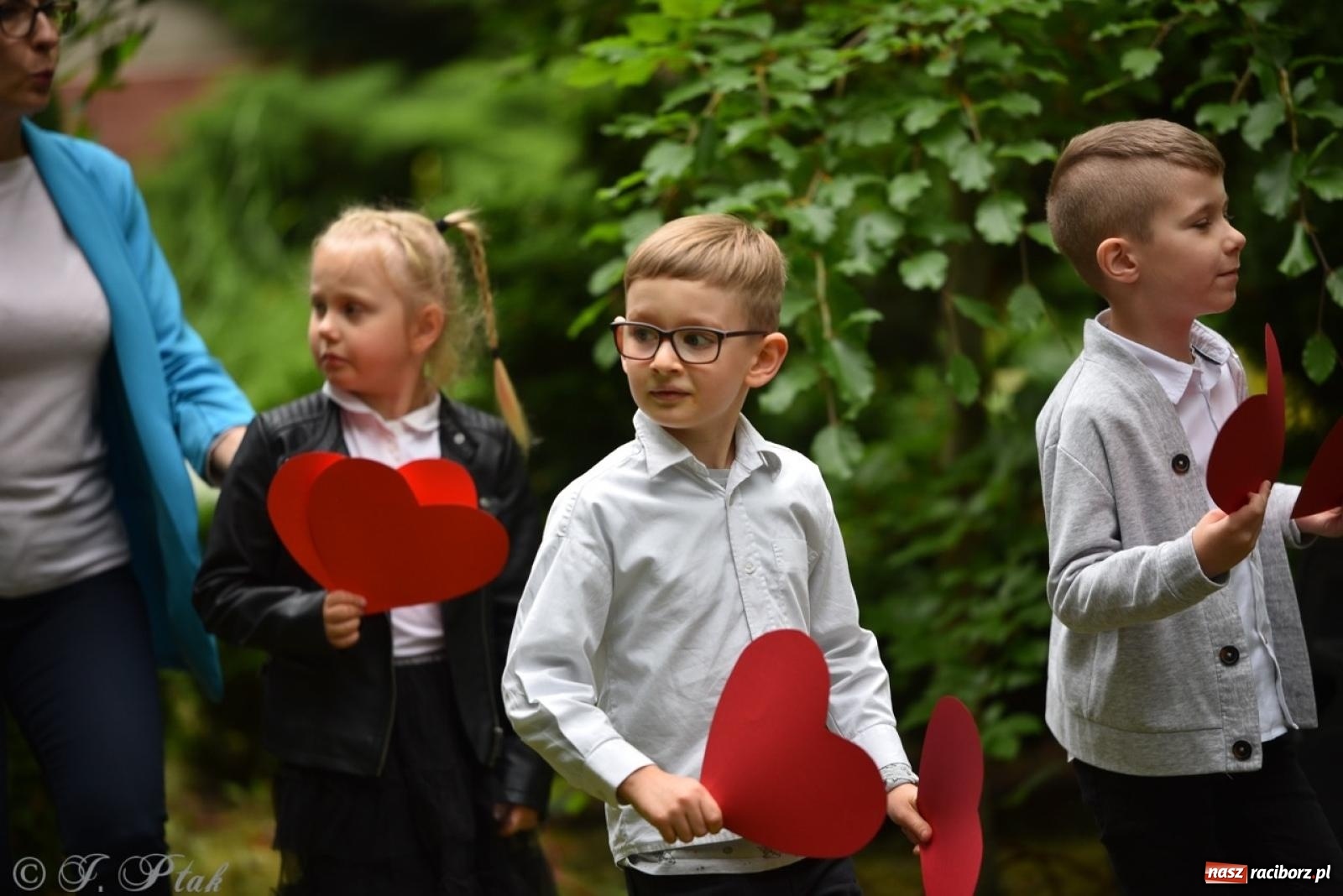 Zdjęcie w galerii na portalu naszraciborz.pl: Rodzinna atmosfera na festynie Przedszkola nr 13 w Raciborzu [FOTO i WIDEO] wiadomości z regionu