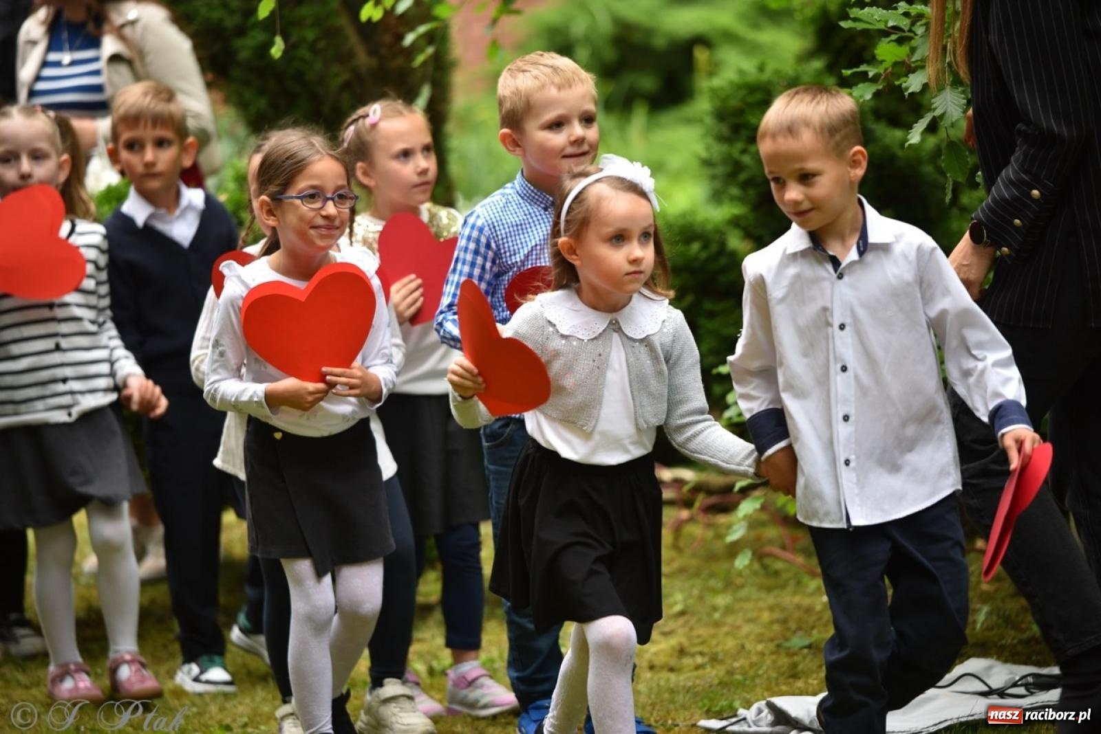 Zdjęcie w galerii na portalu naszraciborz.pl: Rodzinna atmosfera na festynie Przedszkola nr 13 w Raciborzu [FOTO i WIDEO] wiadomości z regionu