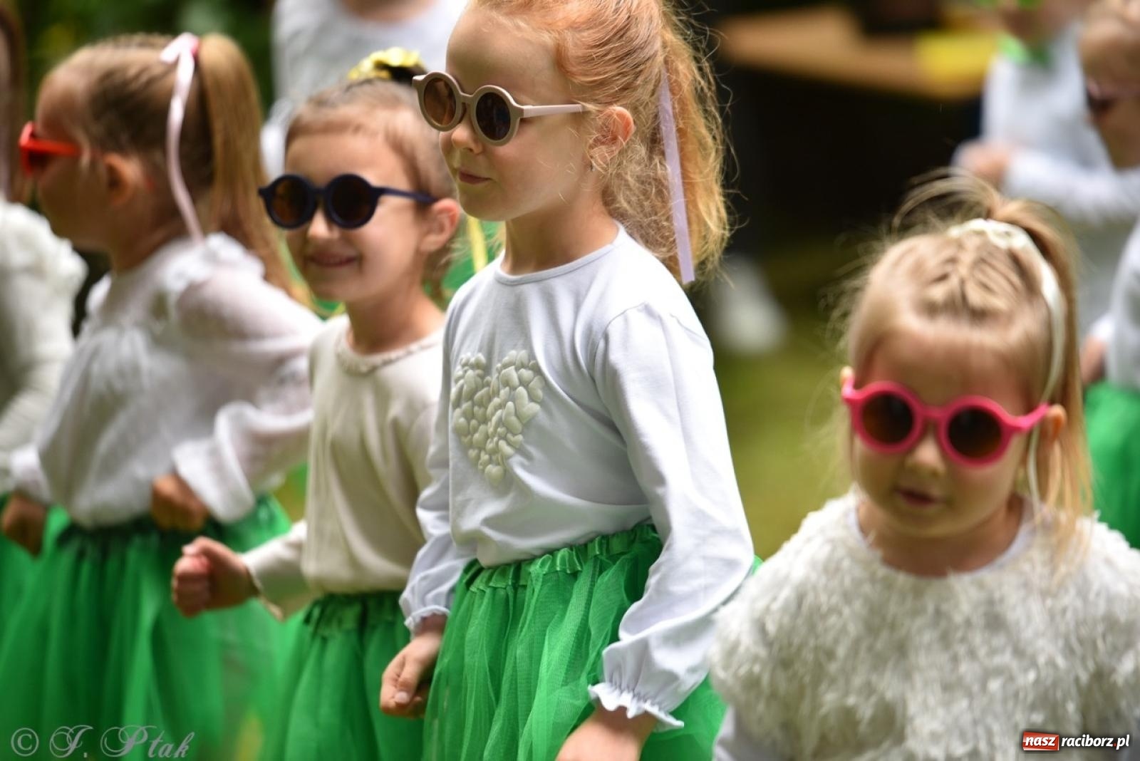 Zdjęcie w galerii na portalu naszraciborz.pl: Rodzinna atmosfera na festynie Przedszkola nr 13 w Raciborzu [FOTO i WIDEO] wiadomości z regionu