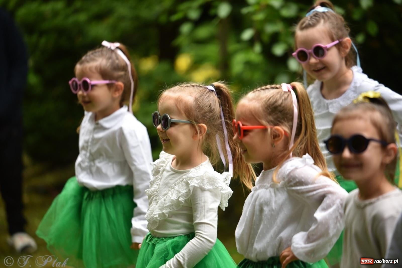 Zdjęcie w galerii na portalu naszraciborz.pl: Rodzinna atmosfera na festynie Przedszkola nr 13 w Raciborzu [FOTO i WIDEO] wiadomości z regionu