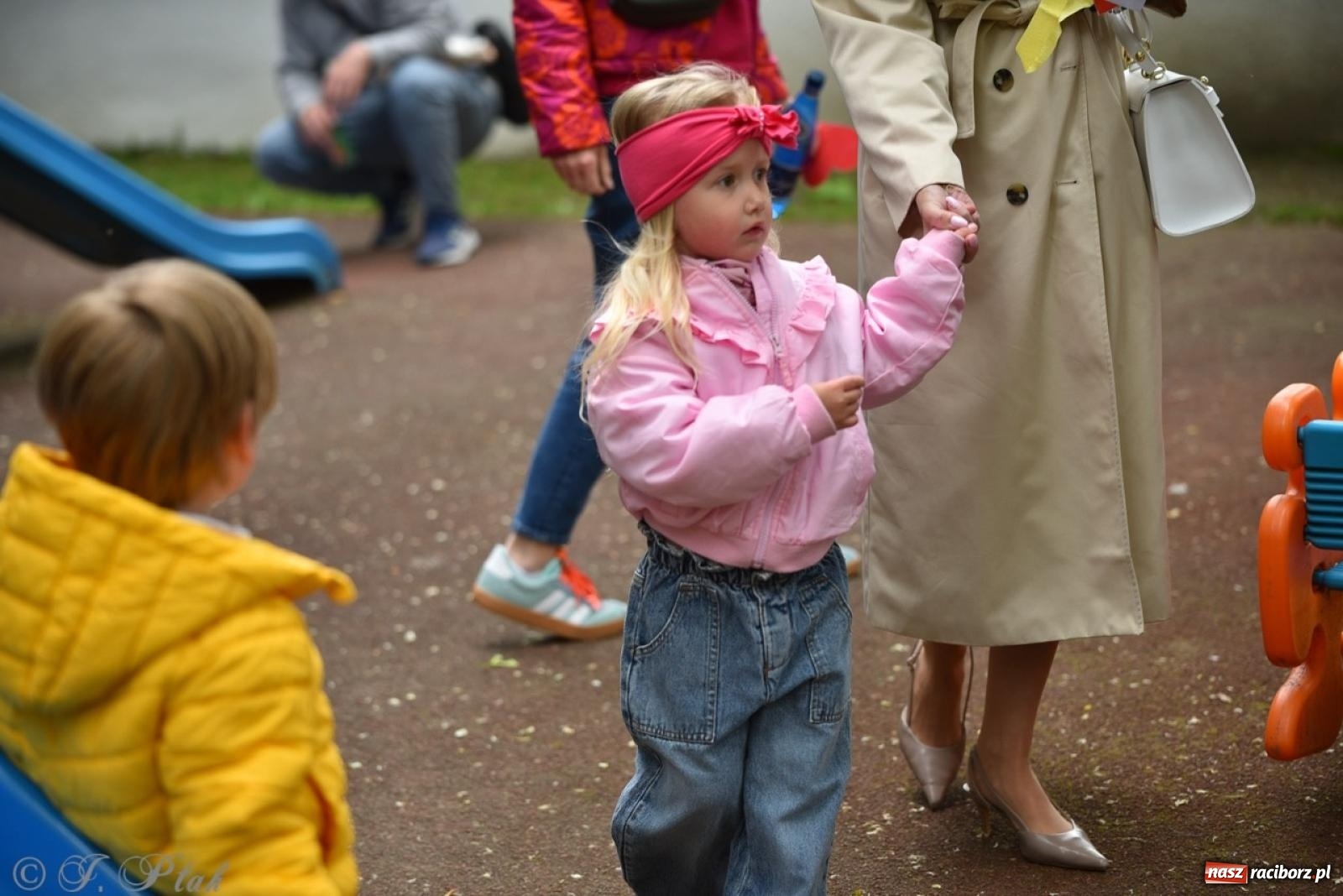 Zdjęcie w galerii na portalu naszraciborz.pl: Rodzinna atmosfera na festynie Przedszkola nr 13 w Raciborzu [FOTO i WIDEO] wiadomości z regionu